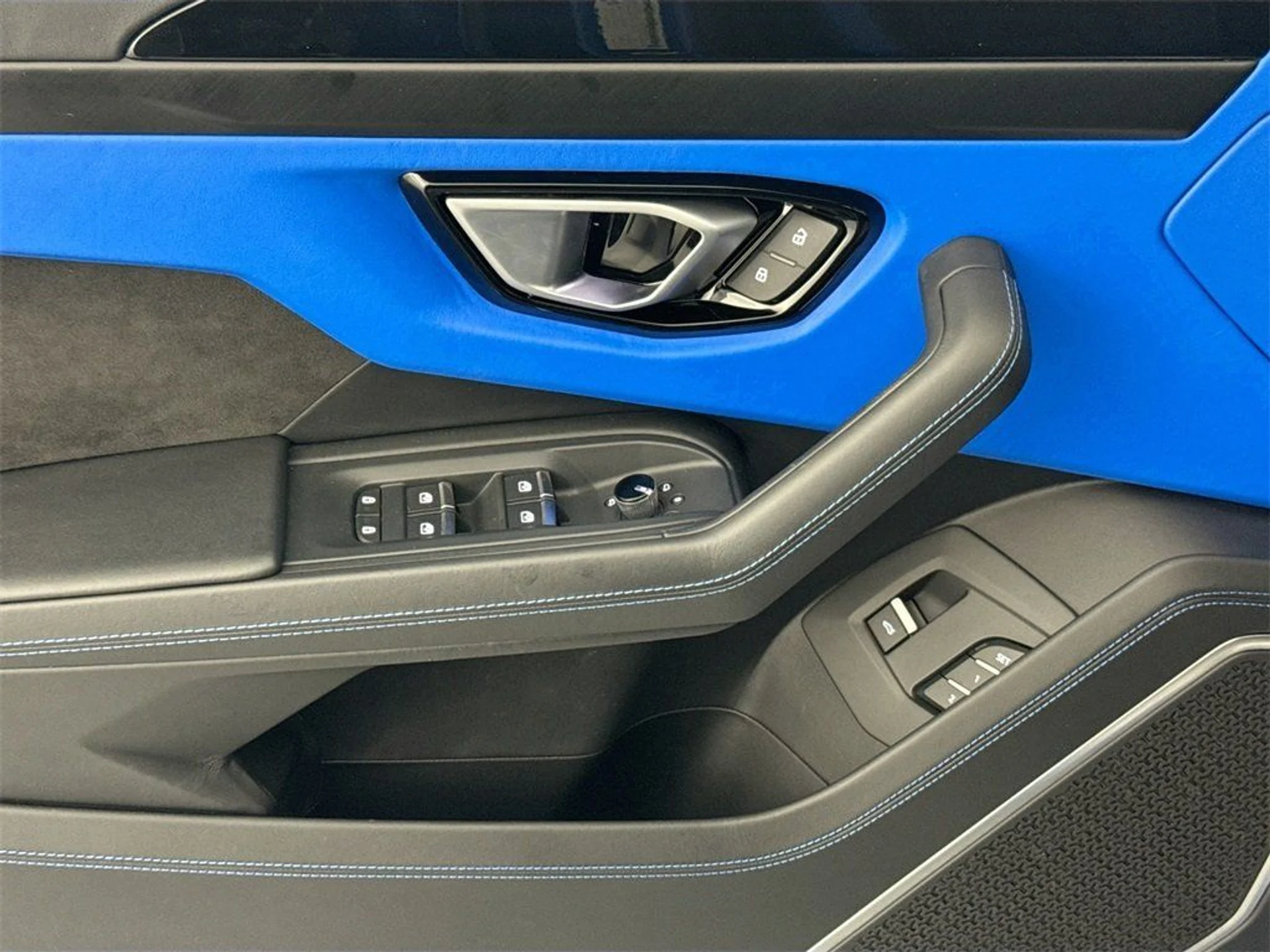 mph017_1552567545_26e4c7521379d32f7721a8e576bfa032_bae8bc32fa