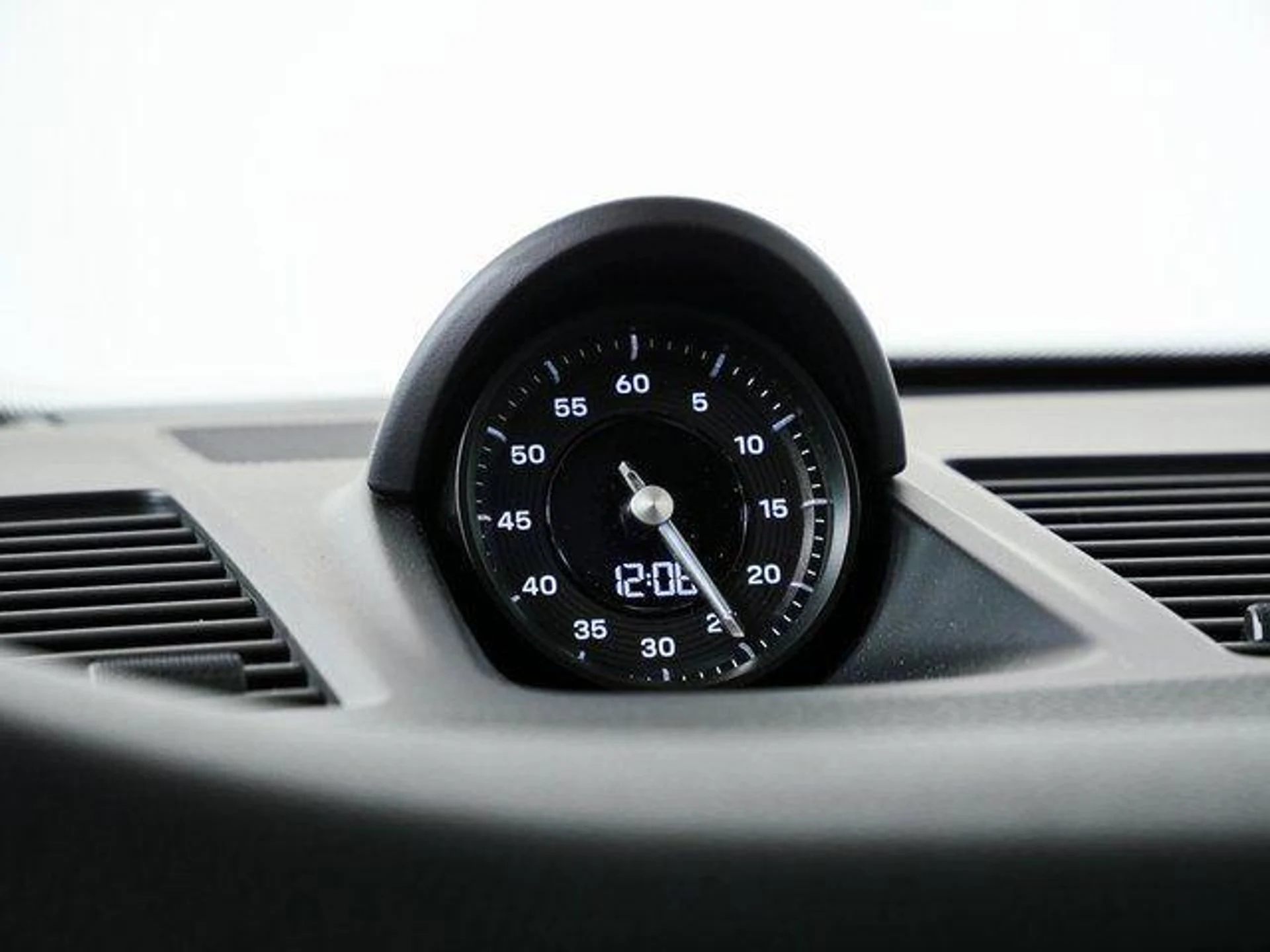 mph017_1557571639_E_Scm_B2_U9m50biuywr_Kt3_ZQ_Dl_Ix0_9e7ff6a007