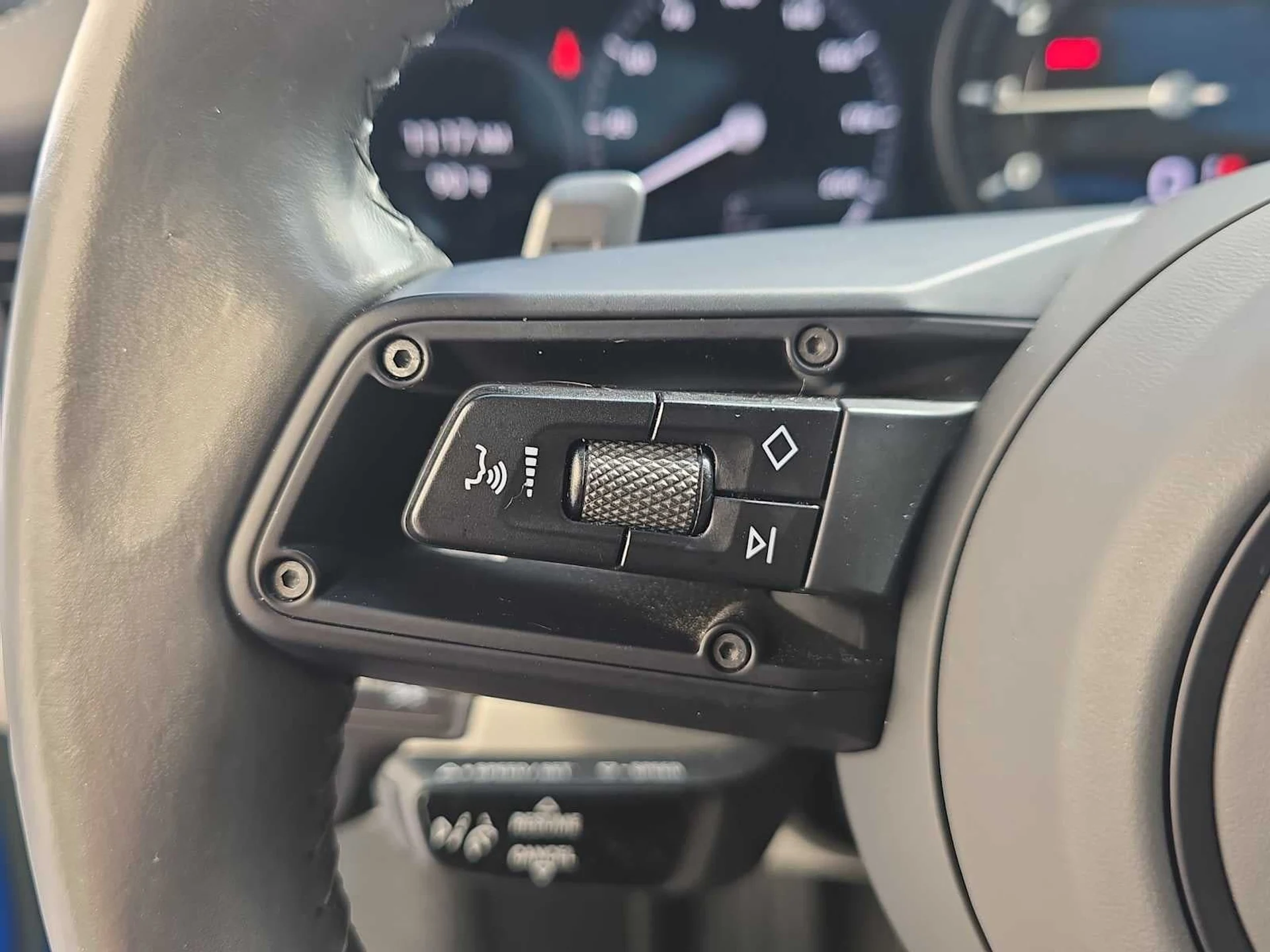 mph017_156099413_18_fb2f521dd8