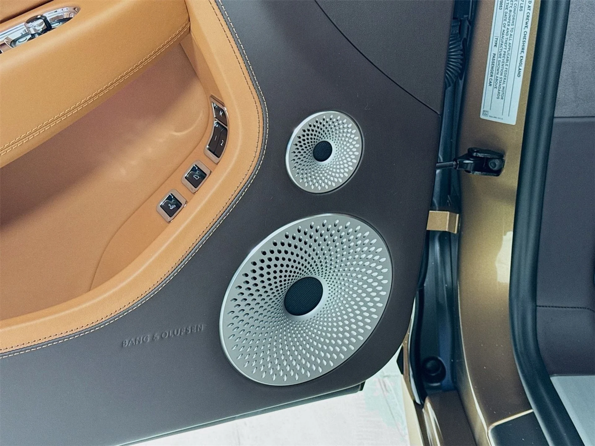 mph017_1568659839_a0b652fbfe9fad00b24cf16dbc79700ax_bbe0dd41d4