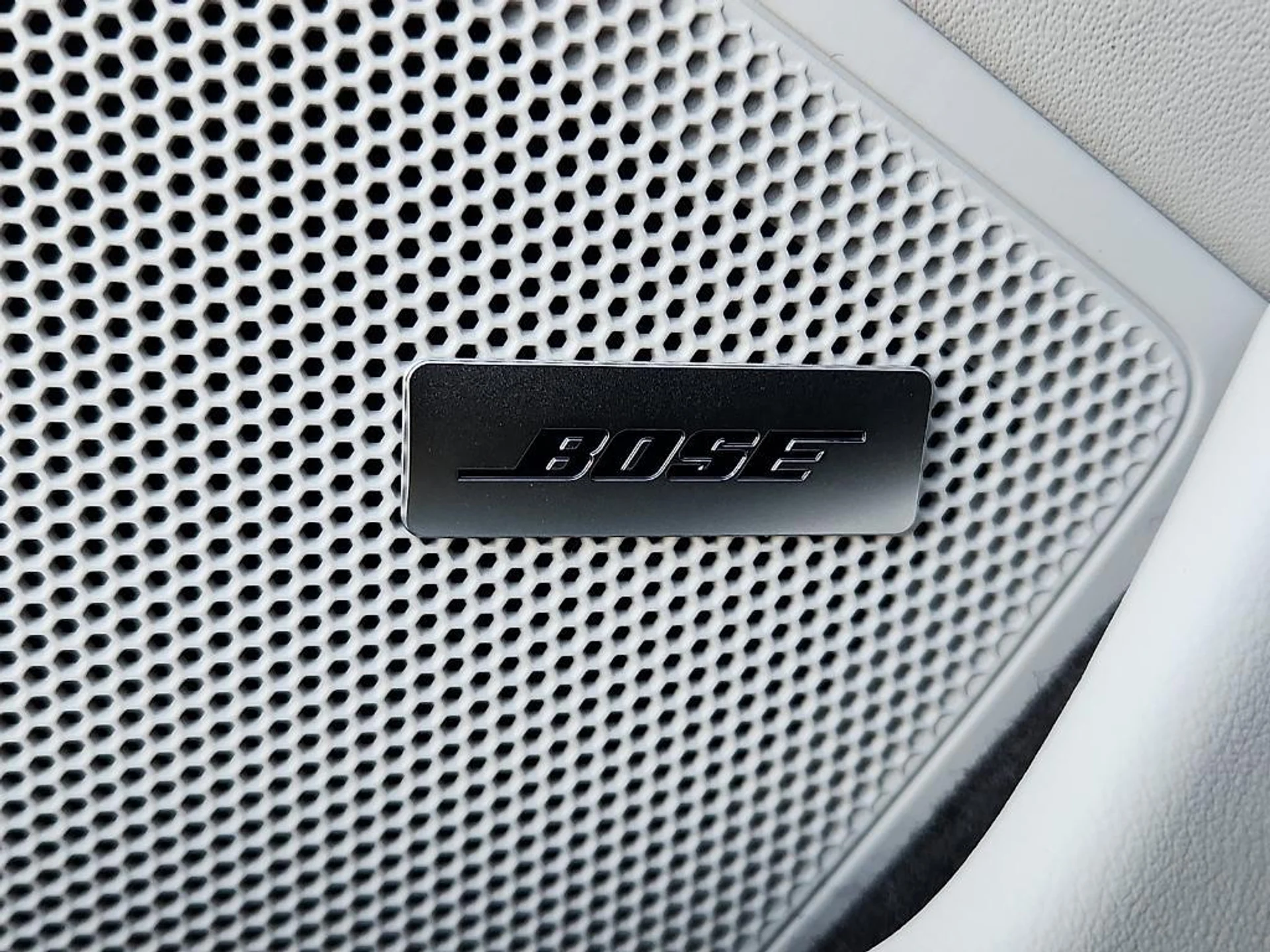 mph017_1582847556_Vf0q0_Ryv_Vg_Nz_Mg_Dk_Mek_R6c_VE_Bx_Q_c1fa1e69eb