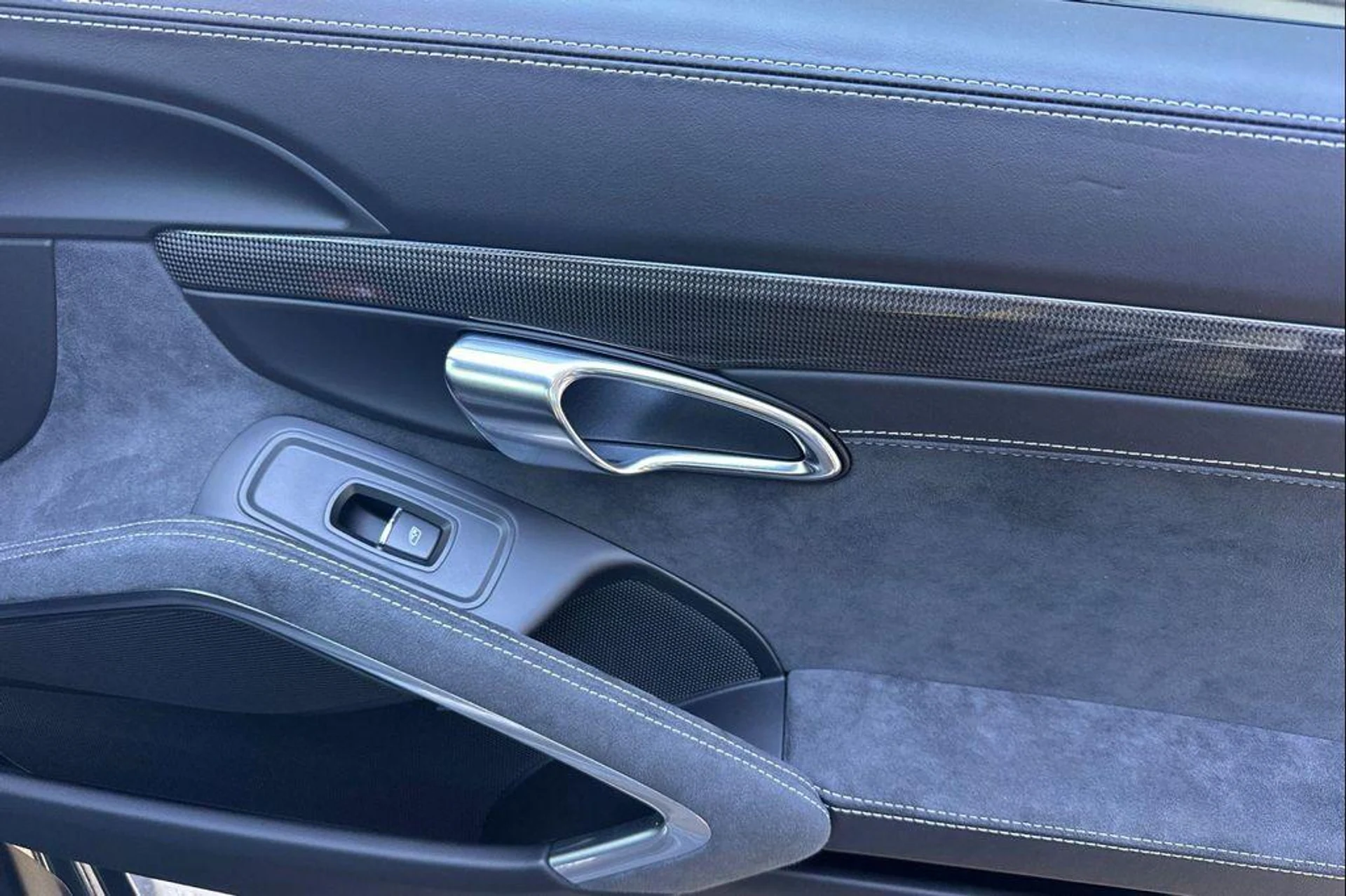 mph017_1584512694_Omz4_DVA_Hy_Gn1_Yv_JX_Uh4_Xdmpg_Uk_03f2e739d0