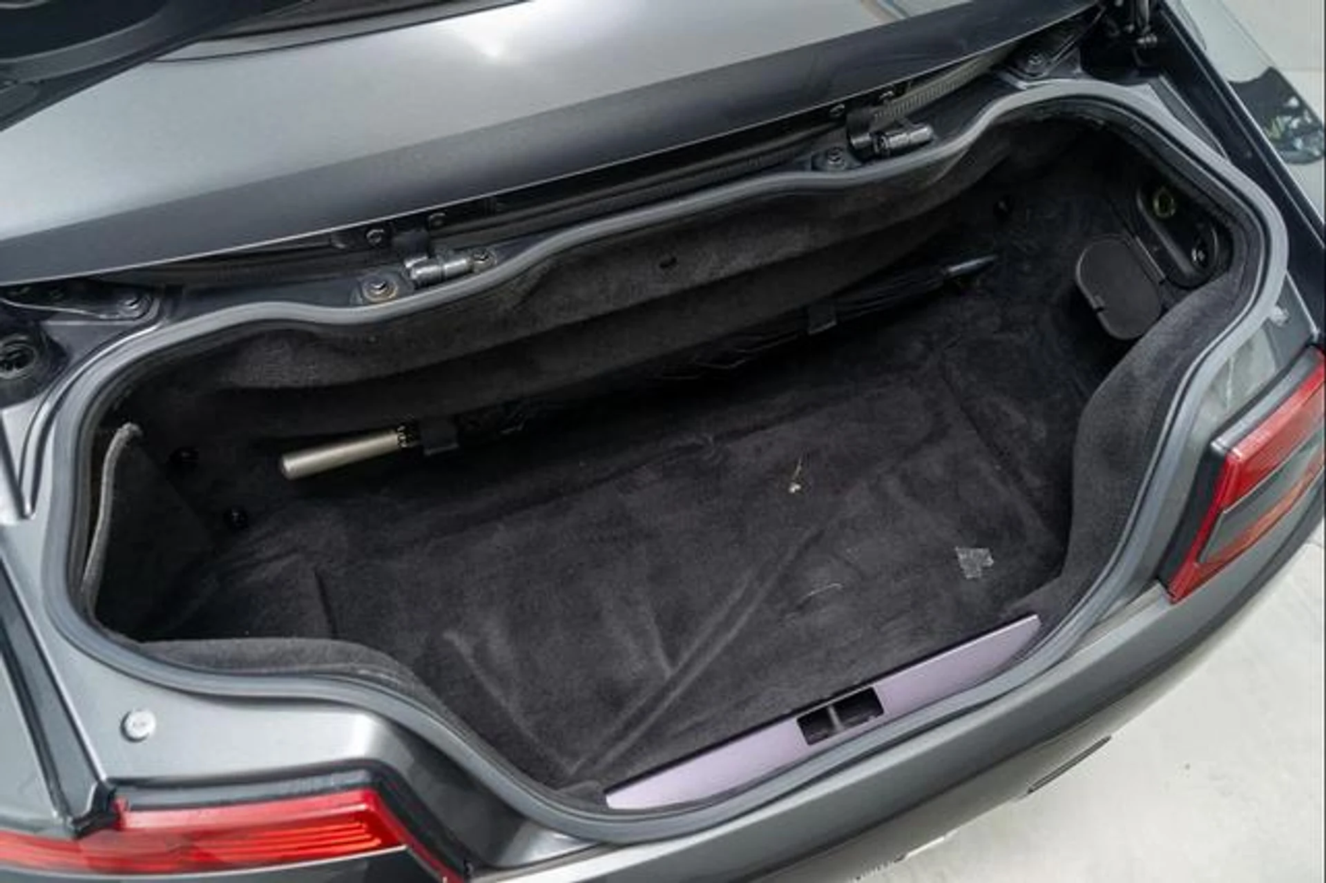 mph017_1586496947_h_R_Syfs_Yv0_X05bcu_P_Jny47wk_S3p_I_7d8afe9f97