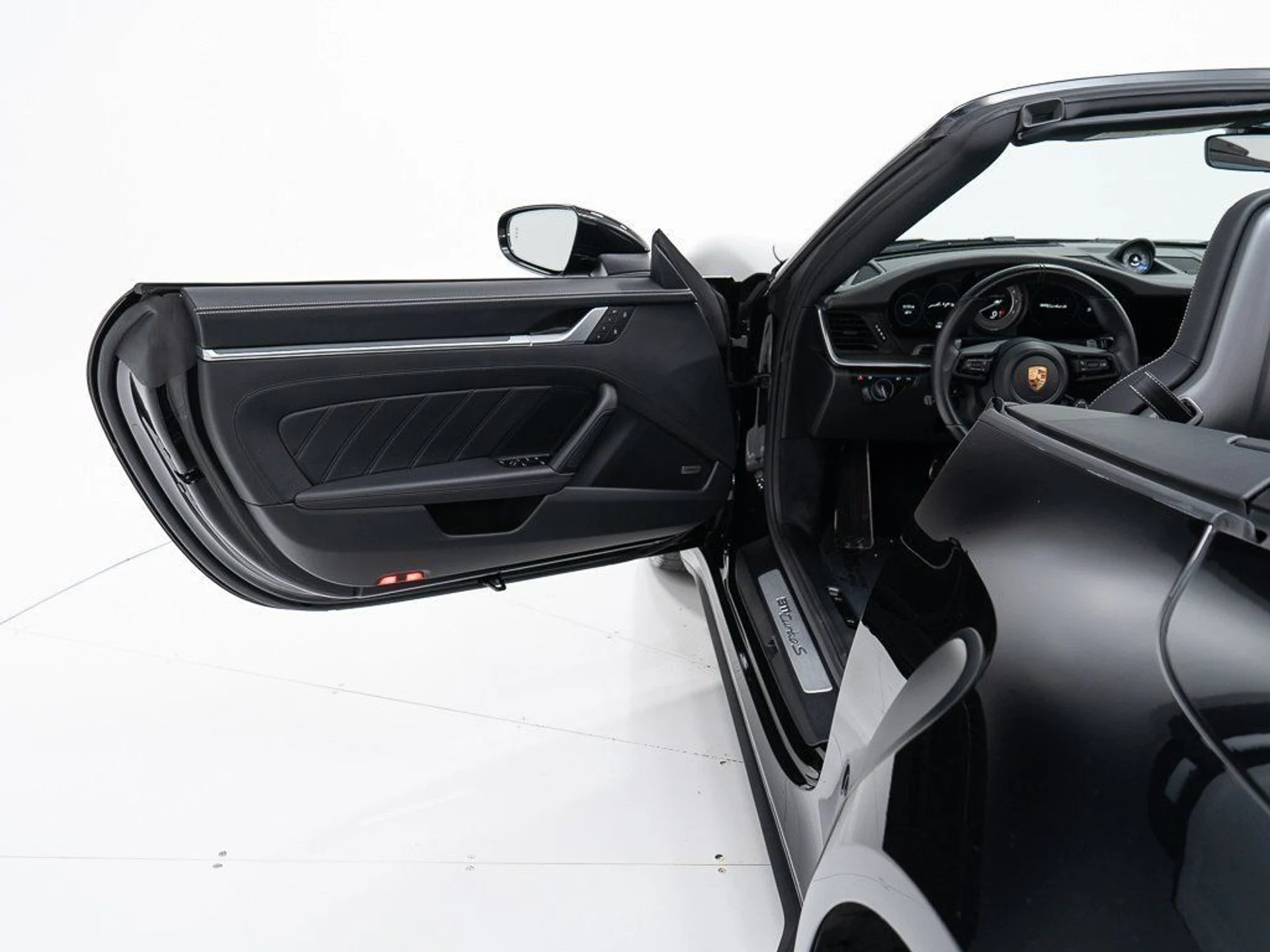 mph017_1588182479_d15b1ff66ae88b30e9e7b25d40129950_aee41da8b0