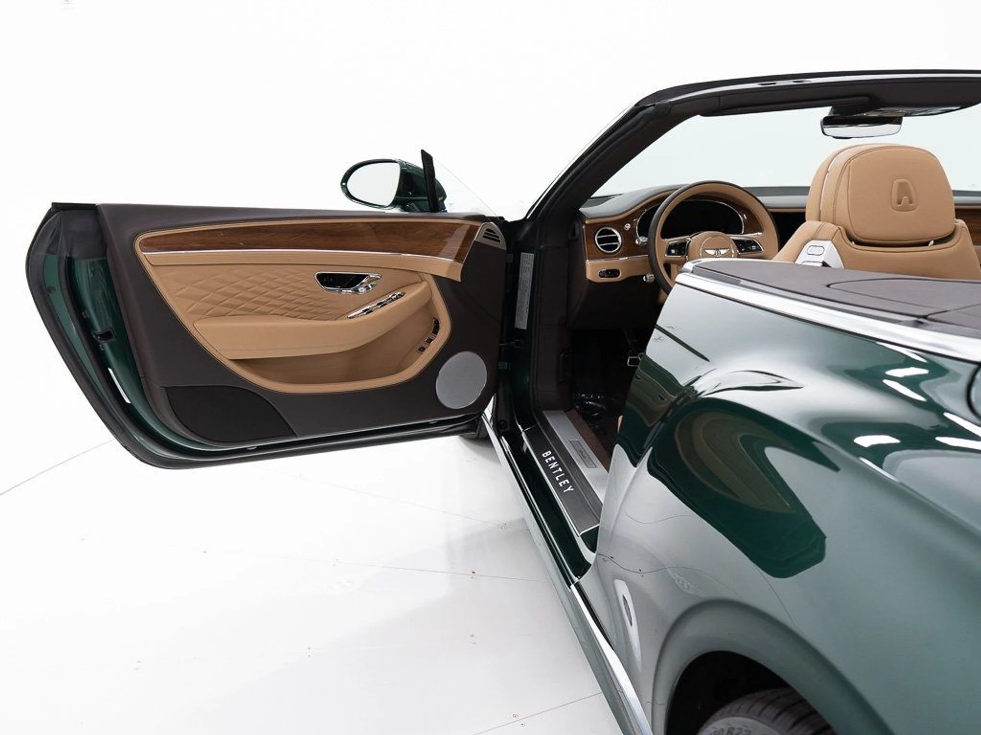 mph017_1594782193_16d0c4345d8d1059c722b95a5d8d2d8d_8907801636