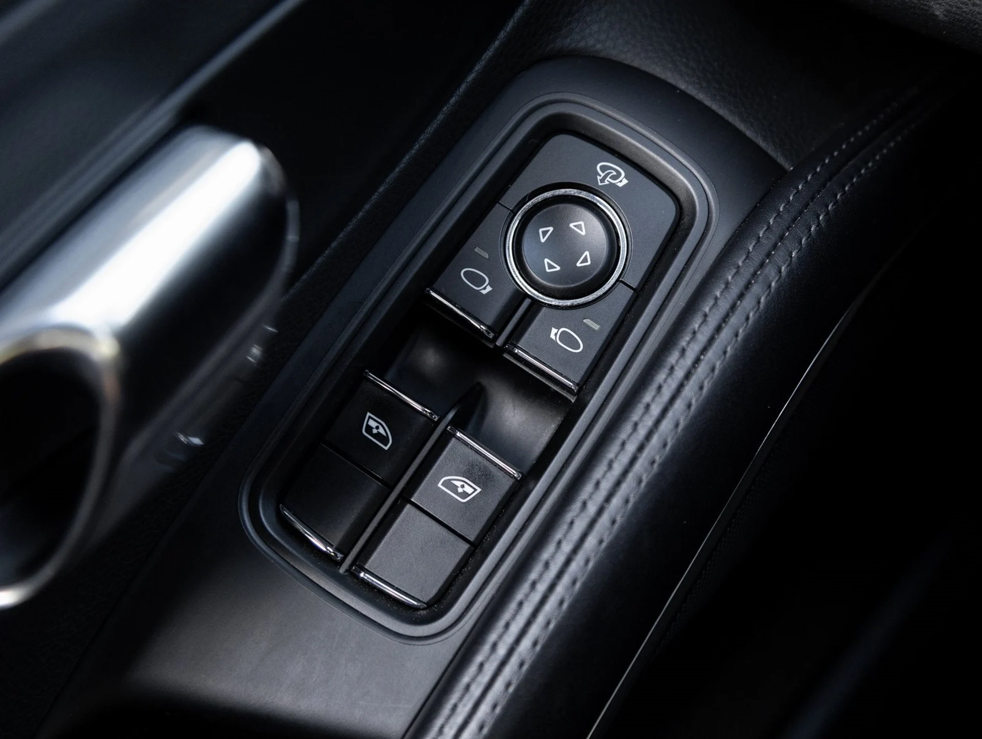 mph017_1596773908_18_946ae79f07