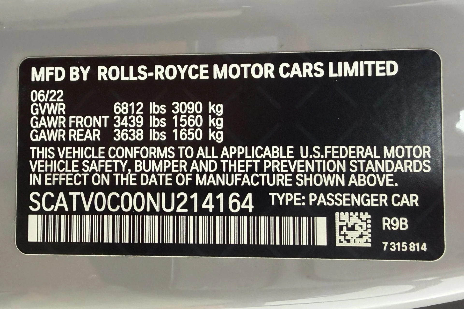 mph017_1609713188_Used_2022_Rolls_Royce_Ghost_The_Ghost_Package_Bespoke_Audio_Illuminated_Fascia_1785265086_9e44a6ca2a