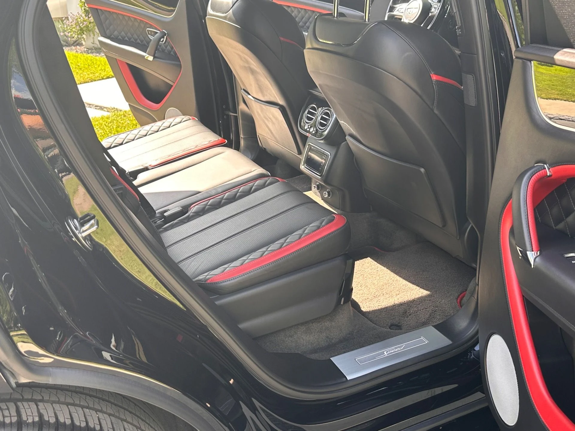mph017_1614343698_Used_2020_Bentley_Bentayga_Speed_1783614017_efc299432c