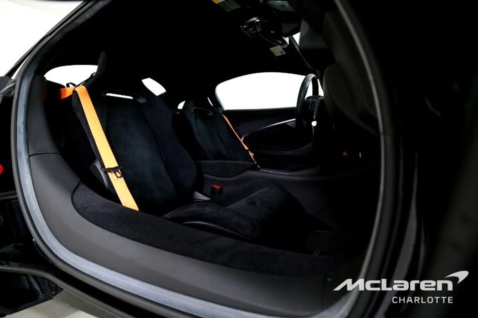 mph017_163033919_Used_2023_Mc_Laren_Artura_a4b7cbac92