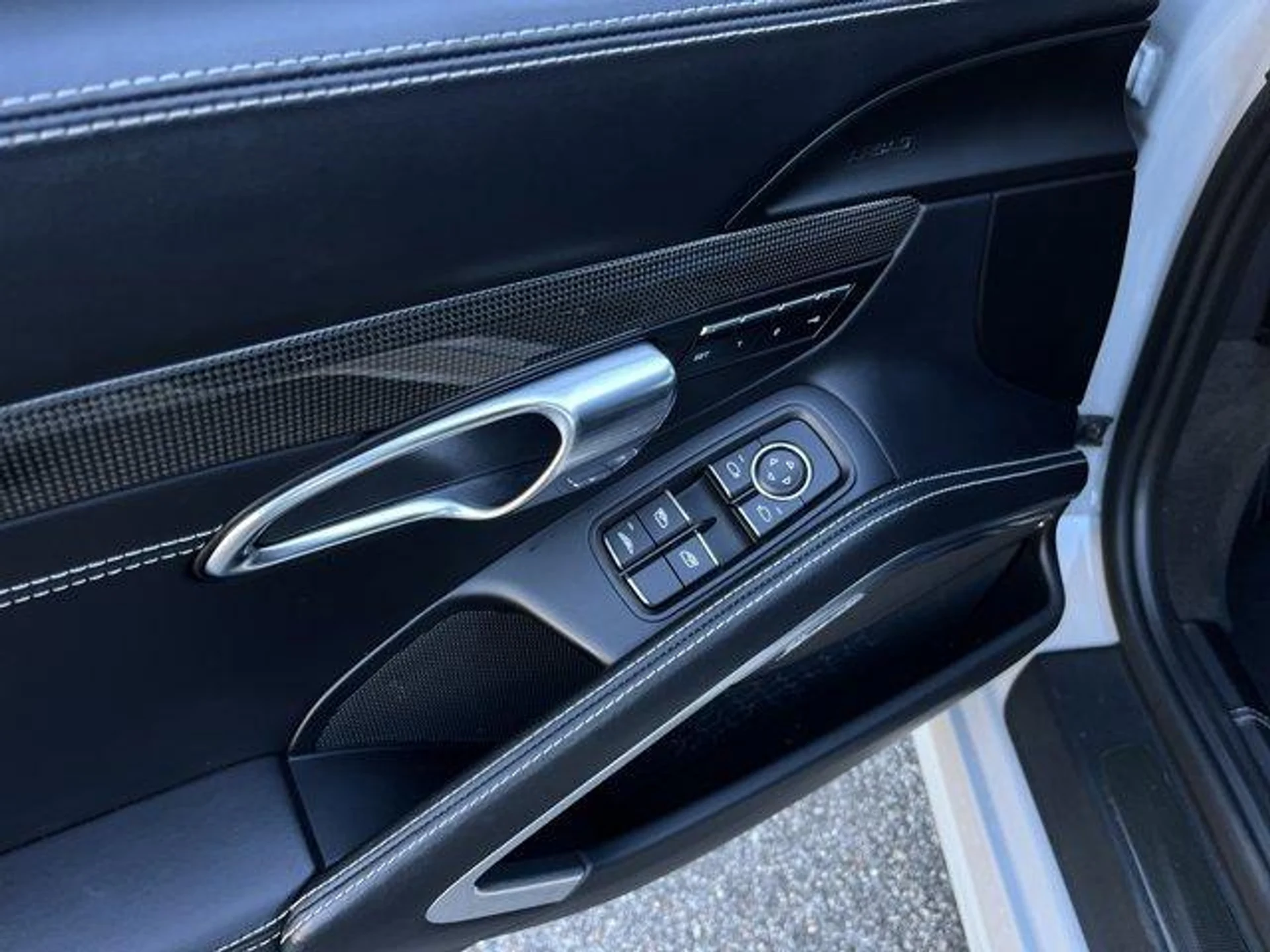 mph017_1634642019_h_Sx_mf_3_Y8_Pl_Fgt_Yyq6_B_Vr_J1vd8_b8bed4a795