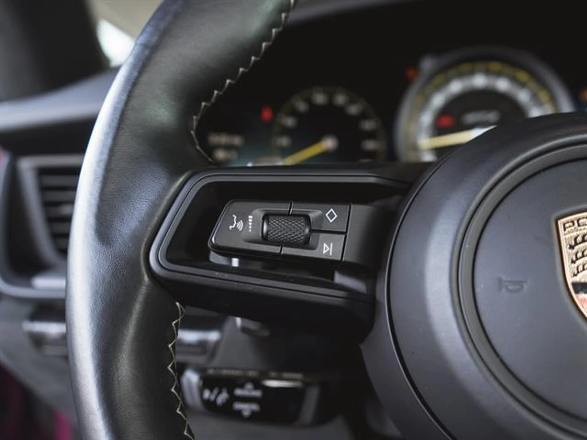 mph017_1642999184_6tb_Ik8efxz_x_Tr_NOK_0y6_T_Cras4w_c6792e839d