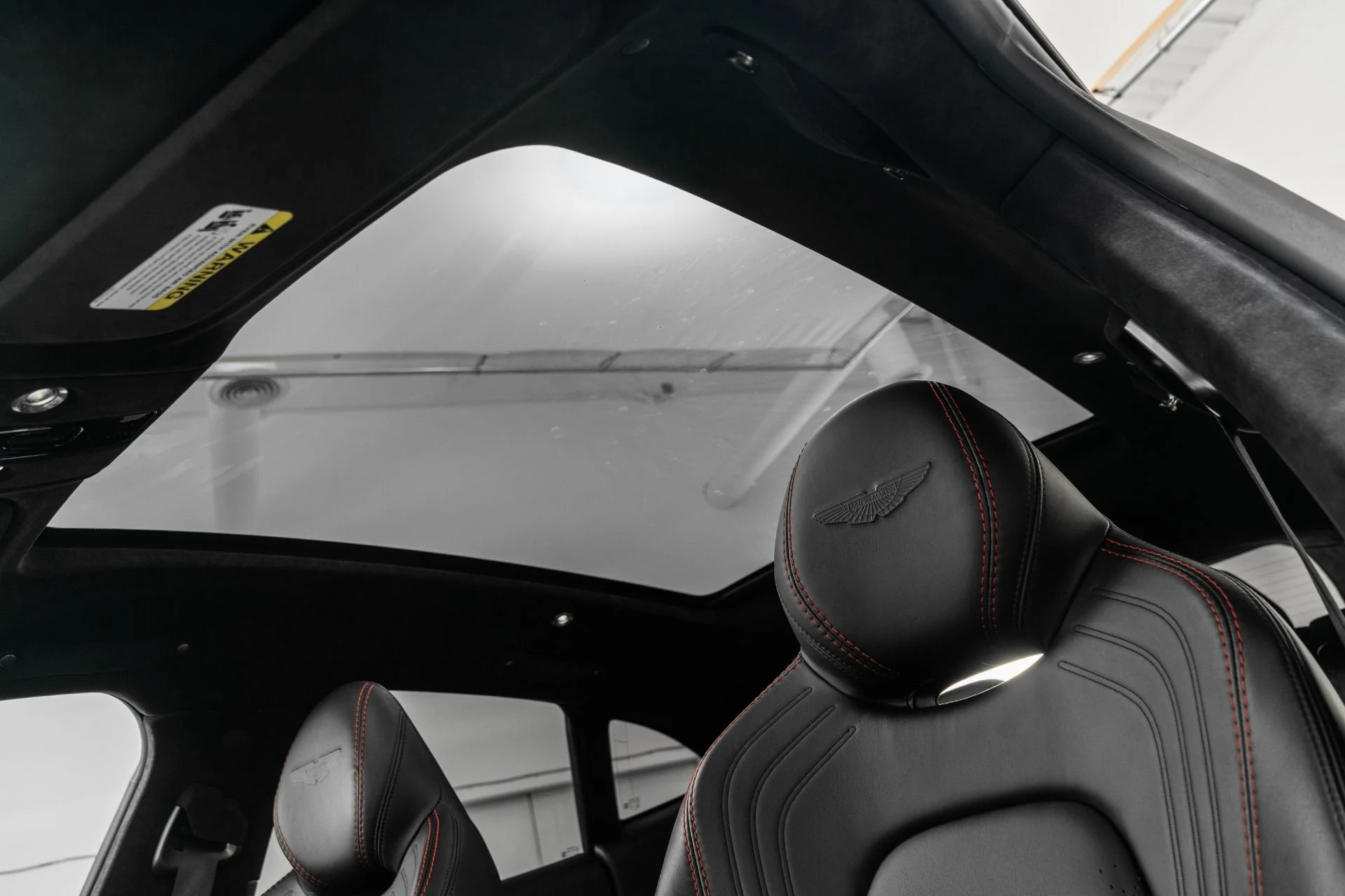 mph017_1644502273_Used_2022_Aston_Martin_DBX_1755547970_db324722c6