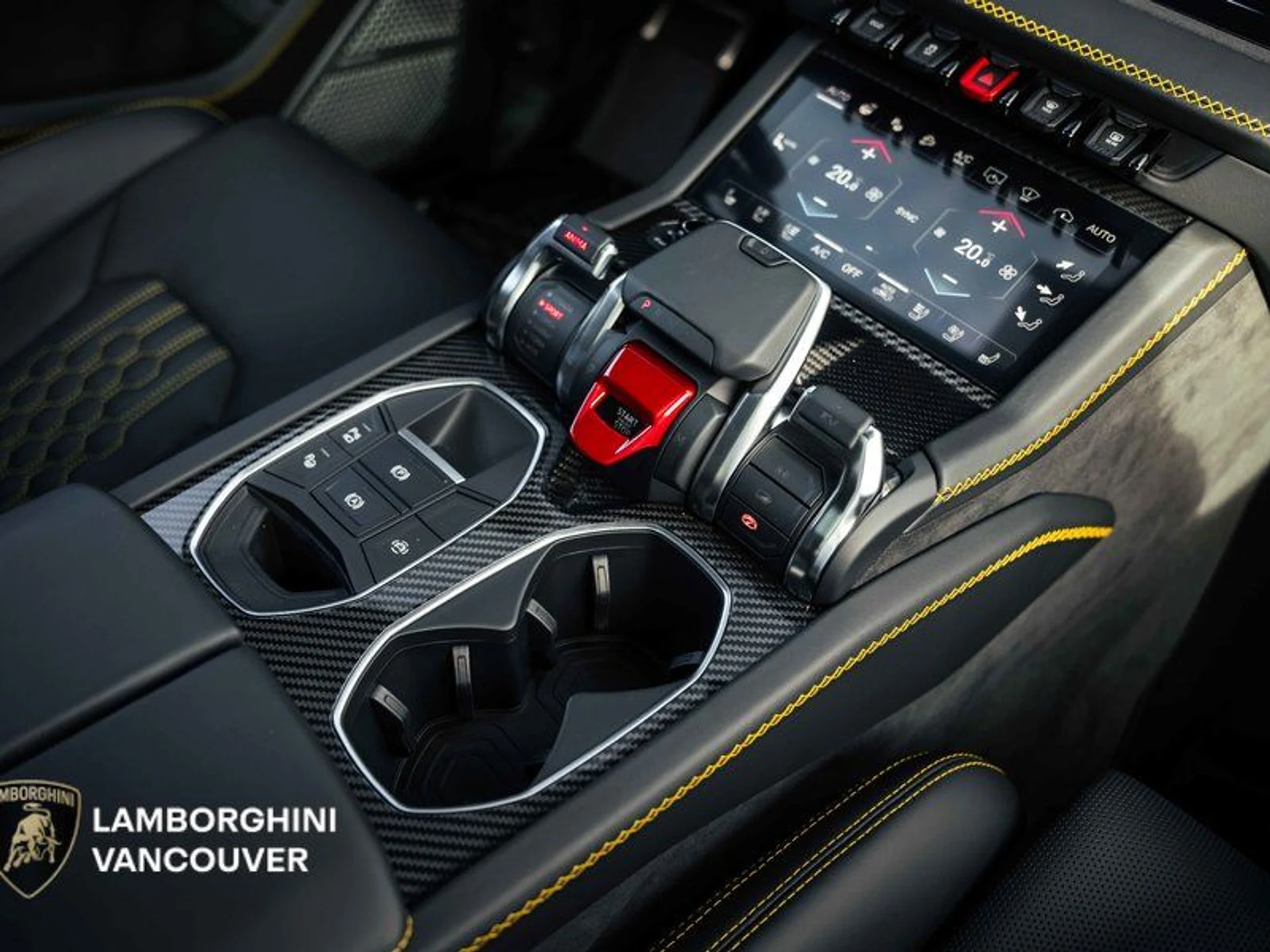mph017_1652036772_38887415_04349_2026_lamborghini_urus_018_c3e45b7860