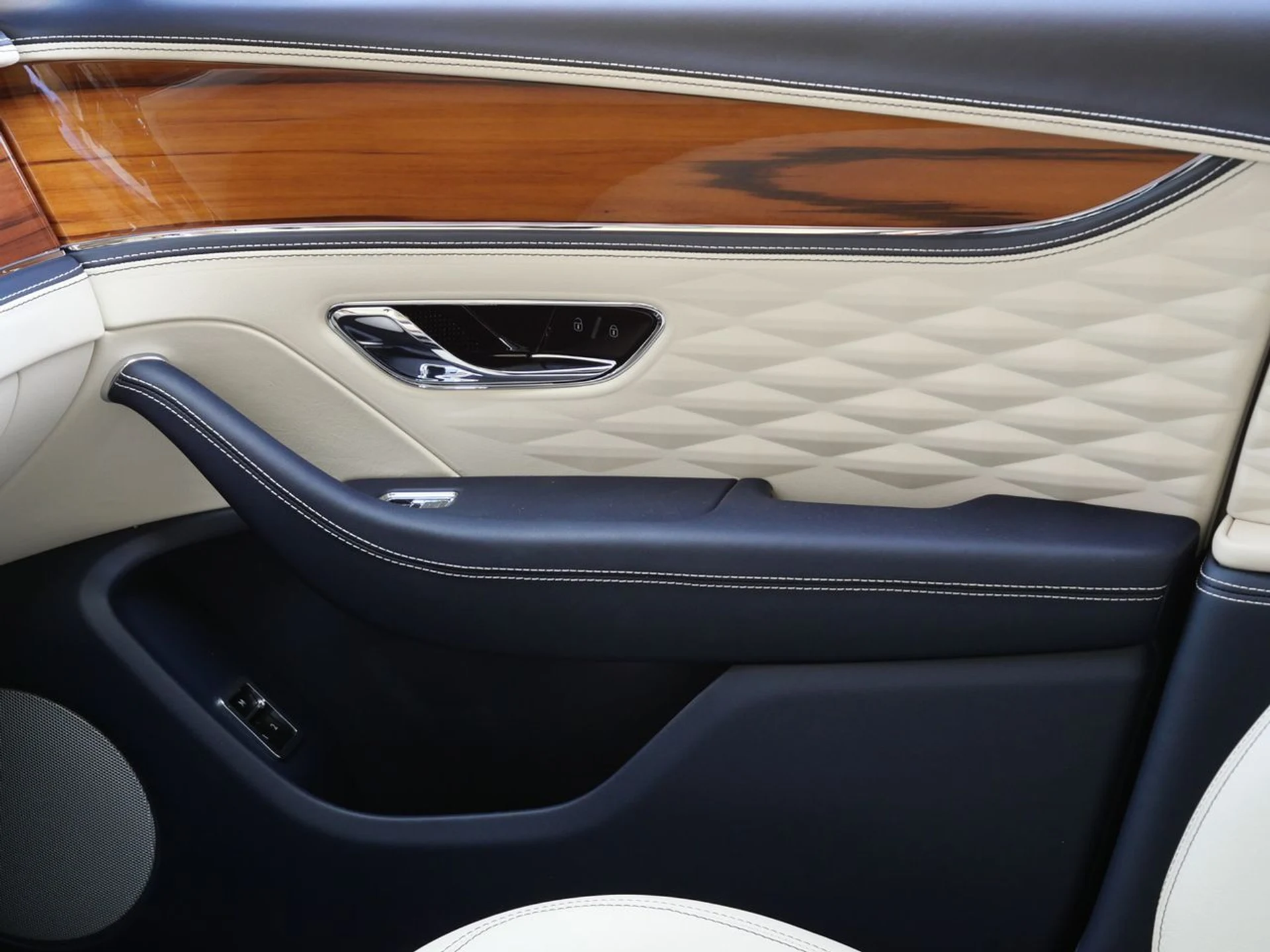 mph017_1653603282_7a1466a9c21df92708809658b6e02b07x_864e16b8d9