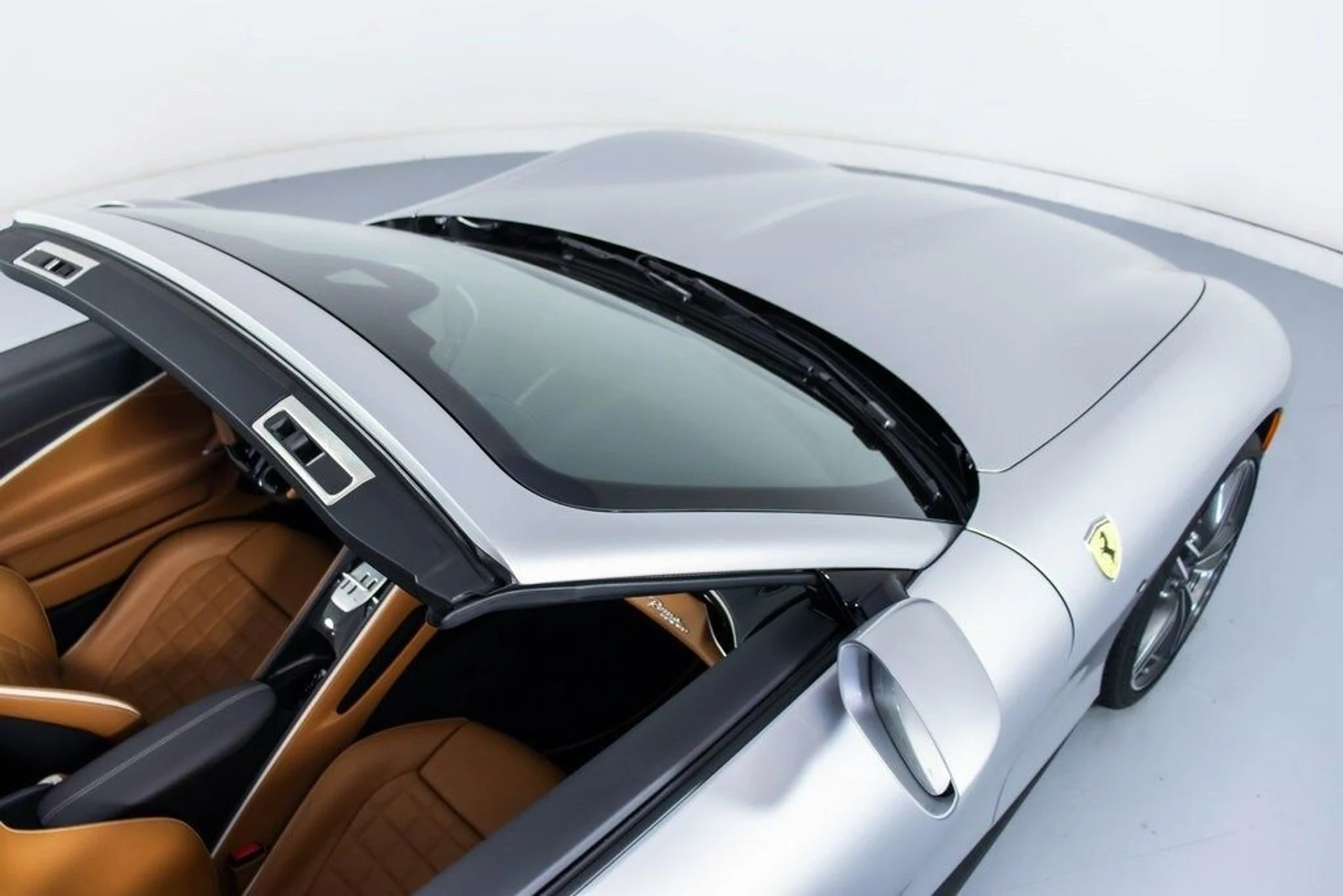 mph017_1658772861_23ca9bf620cd970811317556e2b80774x_24954d692a