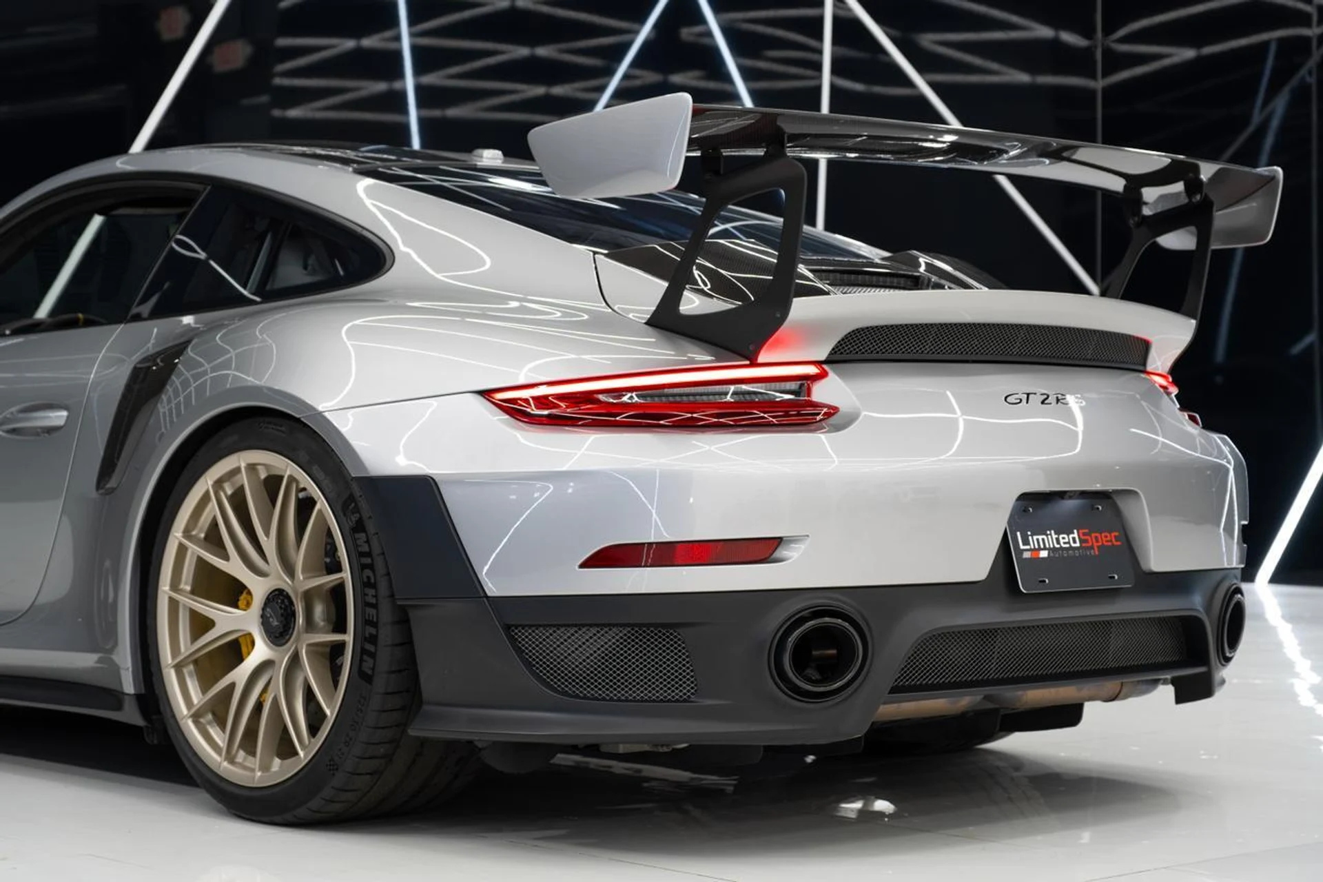 mph017_1662016321_7f73e2be04e8f71289e3f05e9b373e18_e188150976