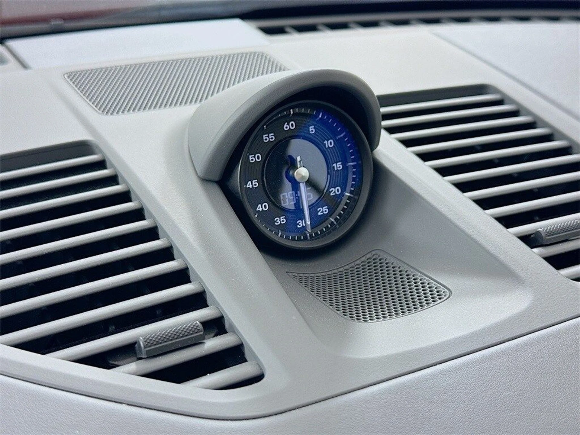 mph017_1664390402_4b693660a083da5ac53c975d50615a16x_a419959431