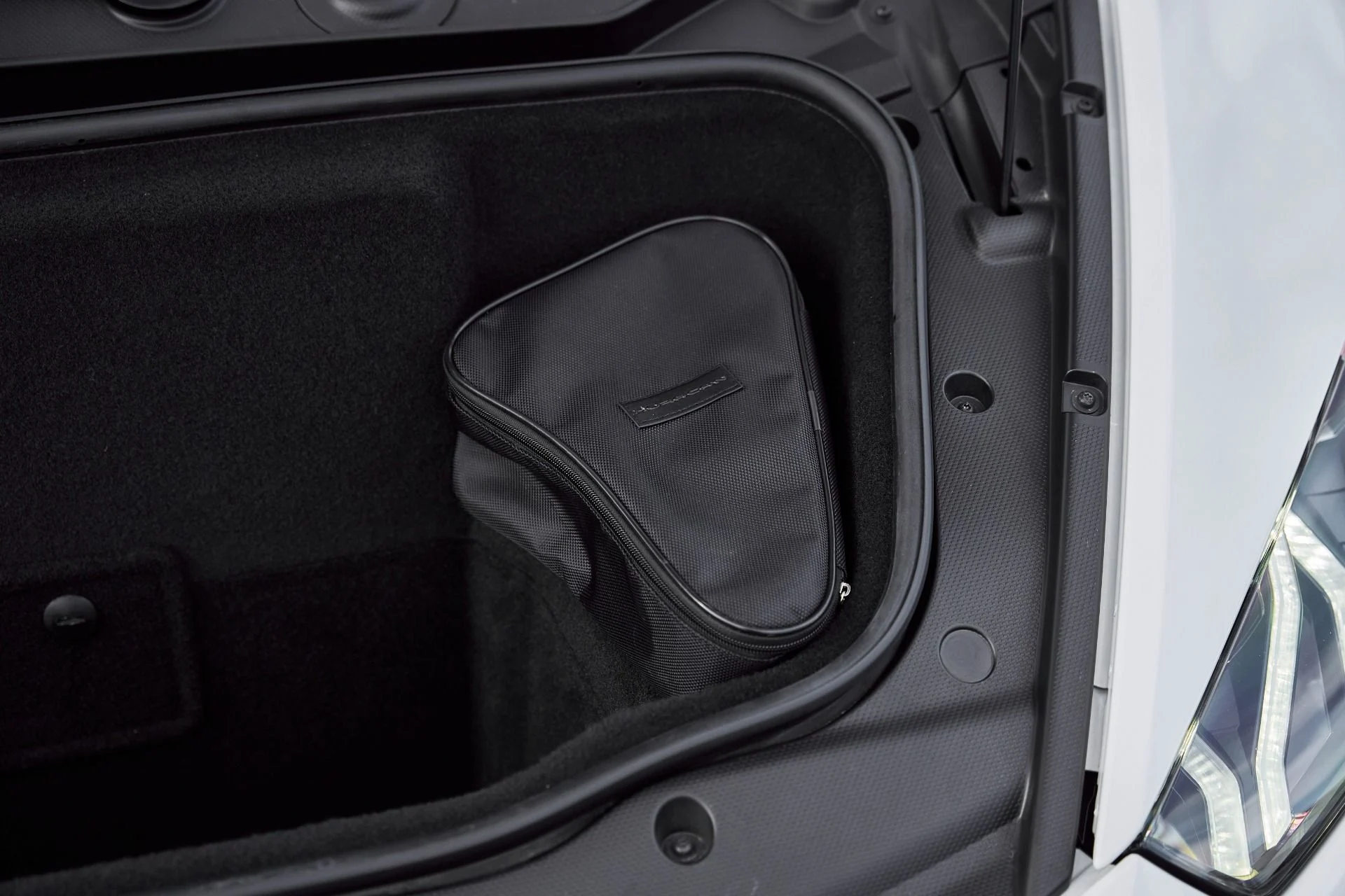 mph017_1666233446_Used_2020_Lamborghini_Huracan_EVO_1768438573_1003e3ef95