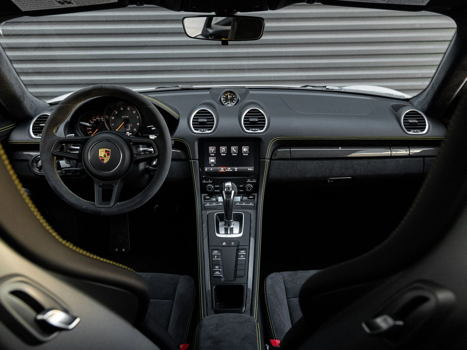 mph017_166721664_18_74b5e9facb