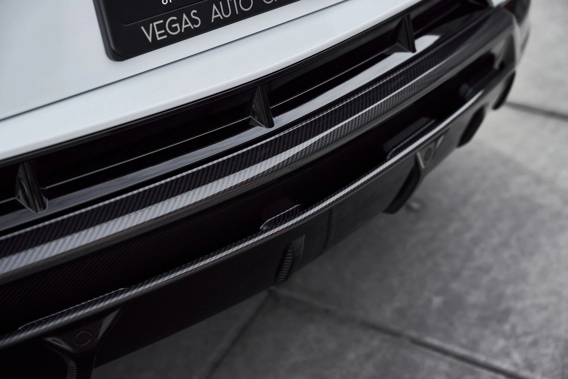 mph017_1667269719_Used_2024_Lamborghini_Urus_Performante_1768001103_74e1cb1865