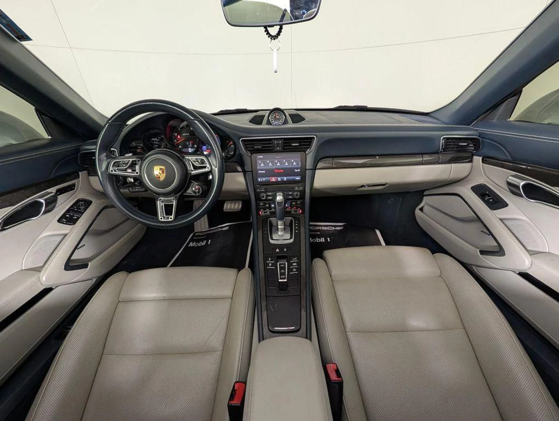 mph017_166846043_3re_Tji_Y_Xm_Mk_Ylf4_Lp_V7_U4_RR_Tz_M_e70dce97a8