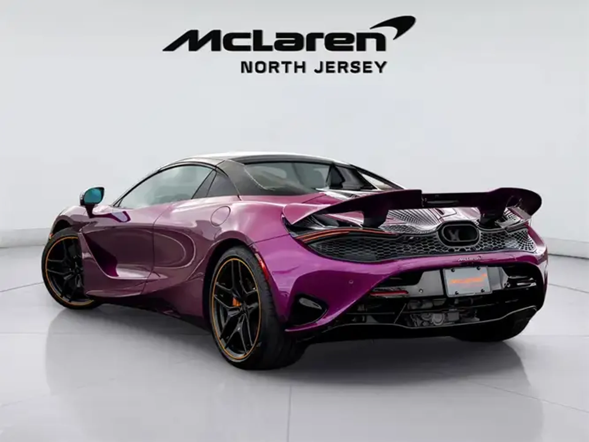 mph017_1669906399_ZQAE_Xc_U3p_GH_Ye_Prs_med_7161a753f6