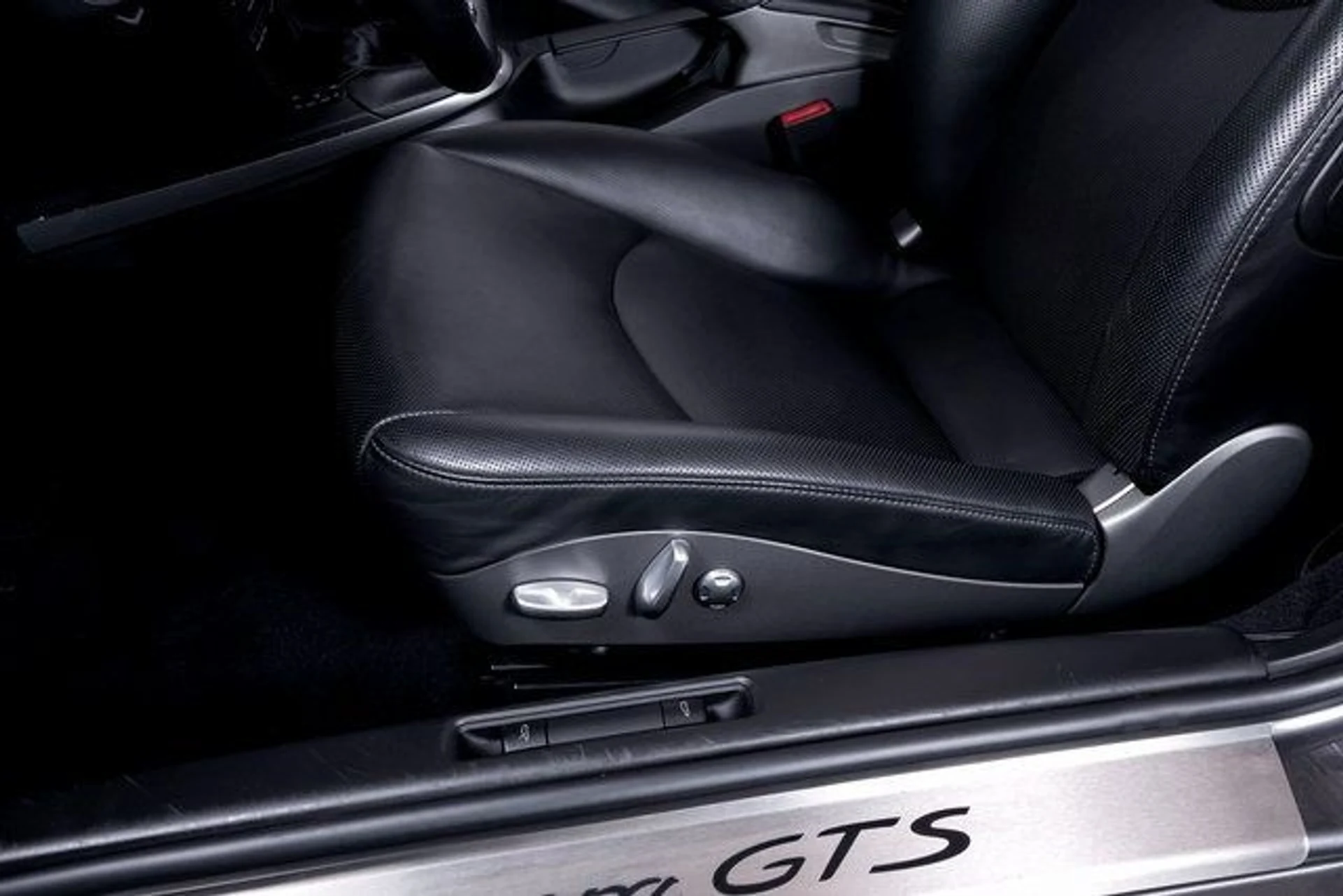 mph017_167083017_693617343ebaa62139ea63310ab2c075x_82adafe4e9