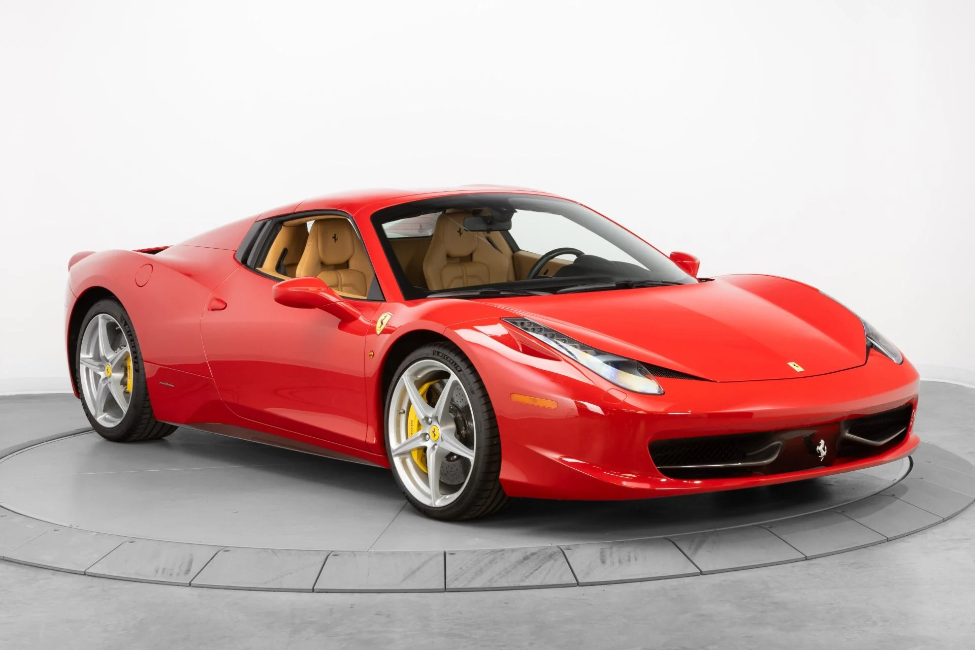 mph017_1672178102_Used_2014_Ferrari_458_Spider_1781623433_6f515095c4