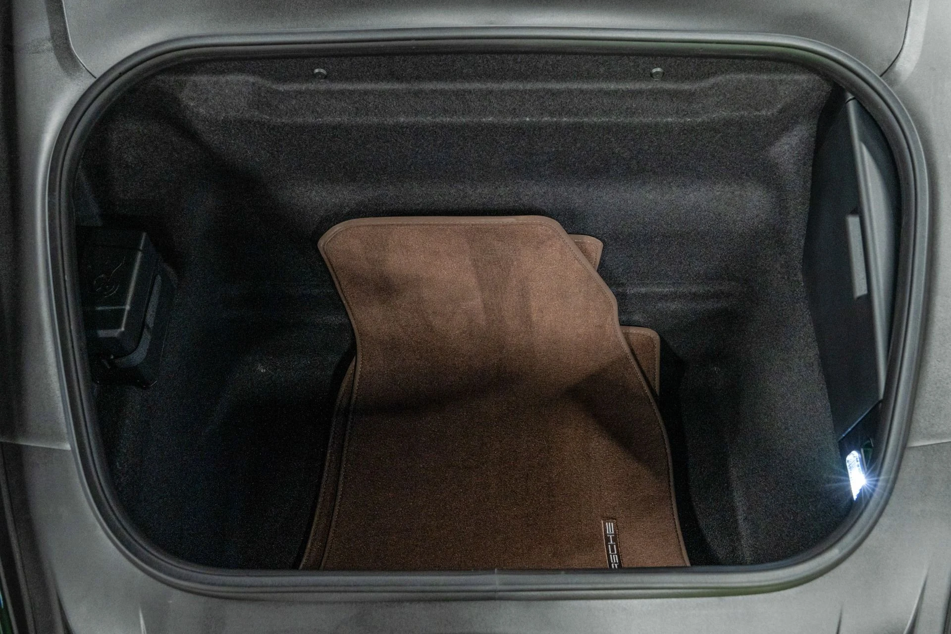 mph017_1680037704_Used_2026_Porsche_911_Targa_4_GTS_T_Hybrid_Club_Leather_Interior_Carbon_Ceramic_Brakes_1768506443_6088c810b6