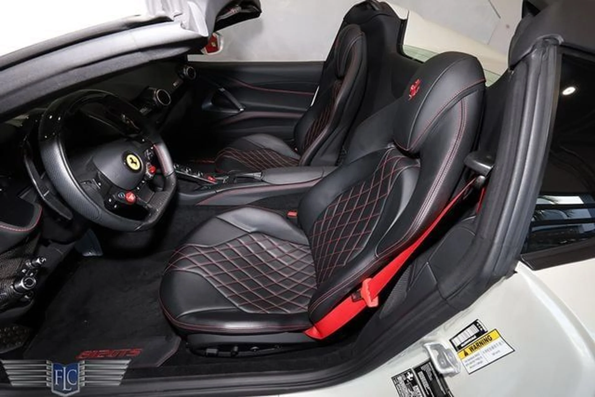 mph017_1705686884_used_2021_ferrari_812_gts_convertible_9689_23049095_21_640_41cd54703d