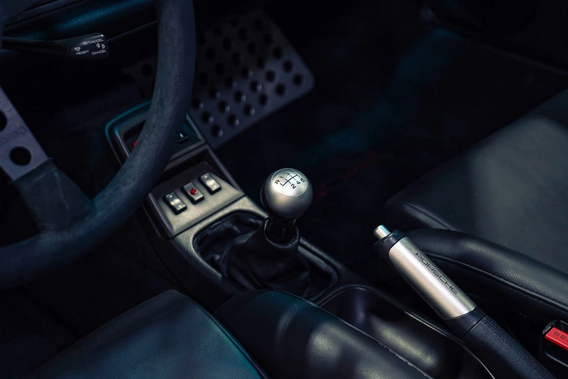 mph017_1709745655_Used_1995_Porsche_911_Carrera_RWB_LA_1_Riviera_Blue_1775600553_6046e7a411