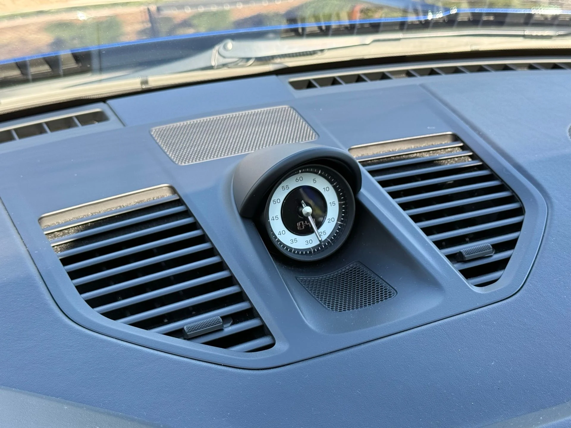 mph017_1711098940_c2c0cd6ef43baa010577a65dbe6b58b7_b8b39bdfaa