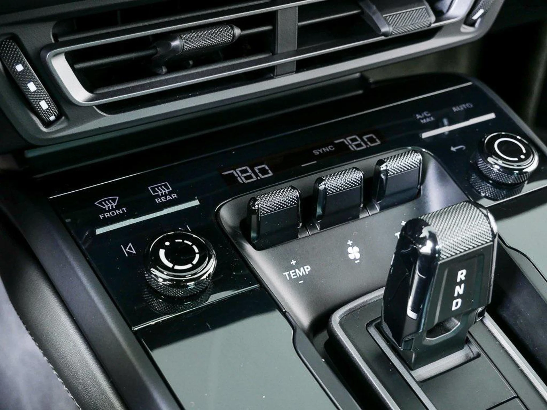 mph017_1711451414_qo_P_Vbvi_Lb_D7pg_UF_4z_Fih_Ip_Y_Ybo_43e2096a50