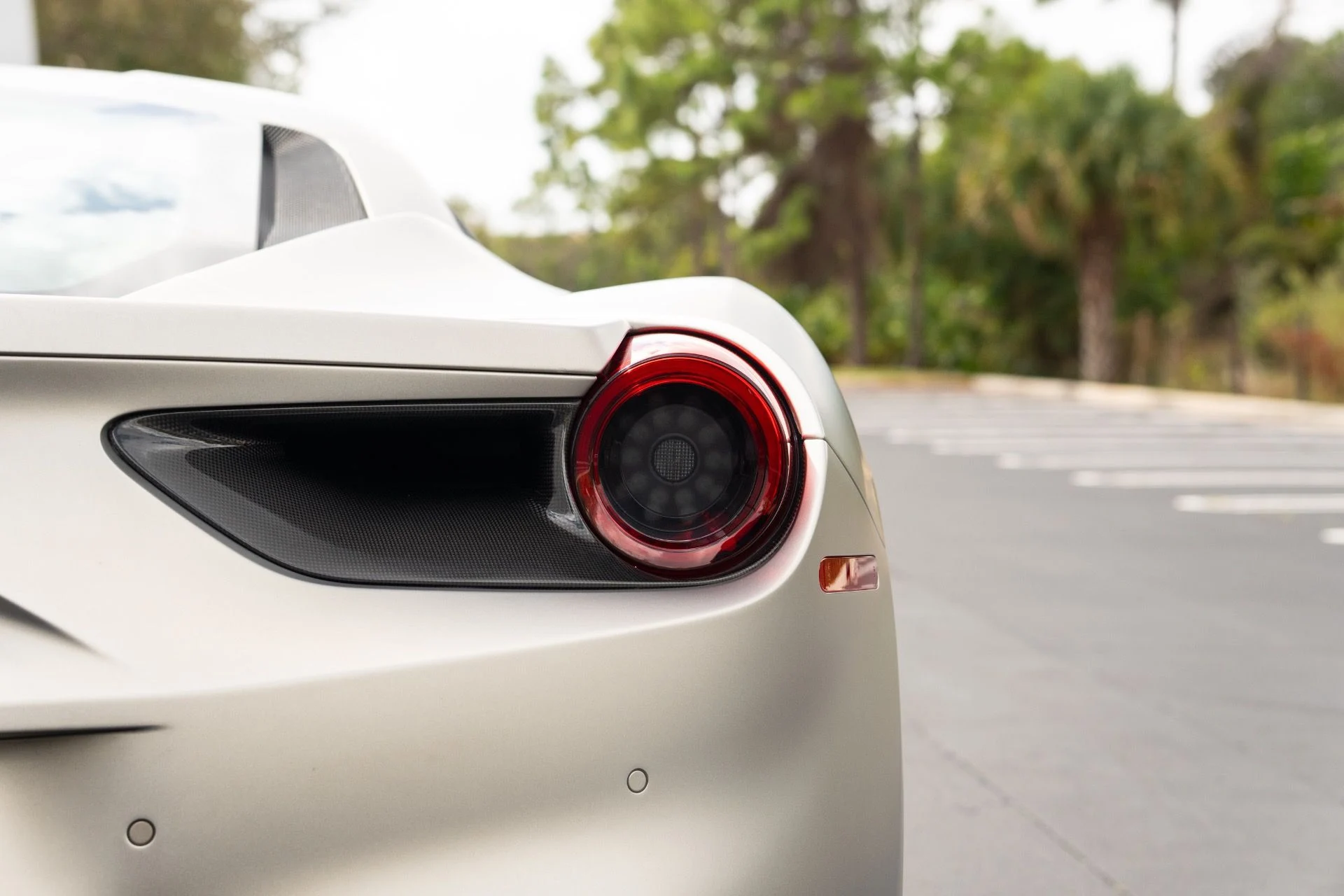 mph017_1713637936_Used_2016_Ferrari_488_GTB_1772567707_e7b10370aa