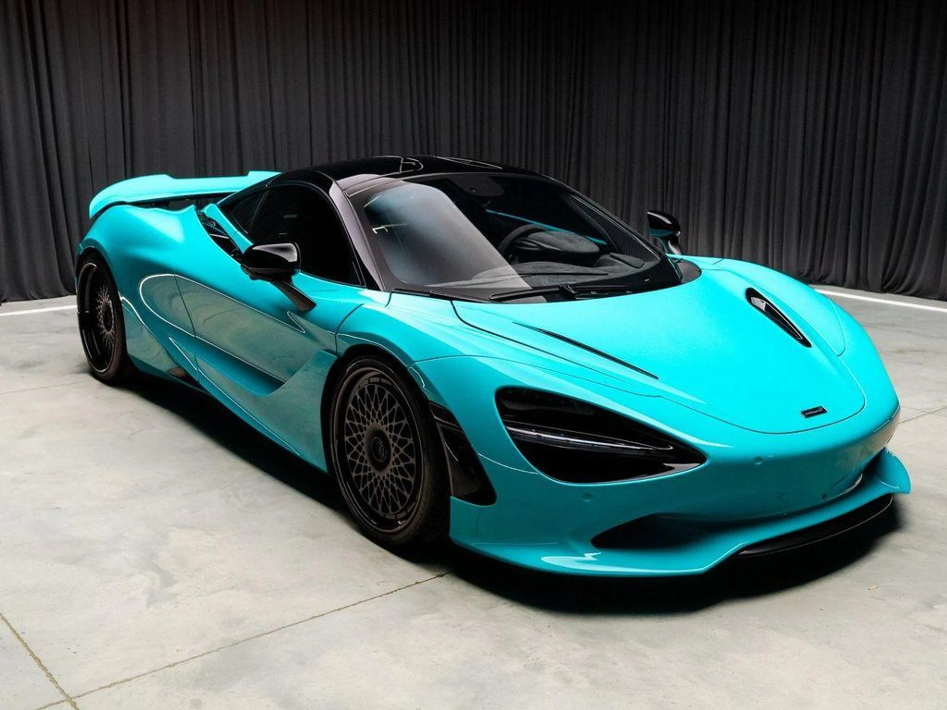 mph017_1718019688_Z_Ewq7_Jol_F_Ju_LI_285m8r_SX_Xa_NF_5o_6ed4beda27