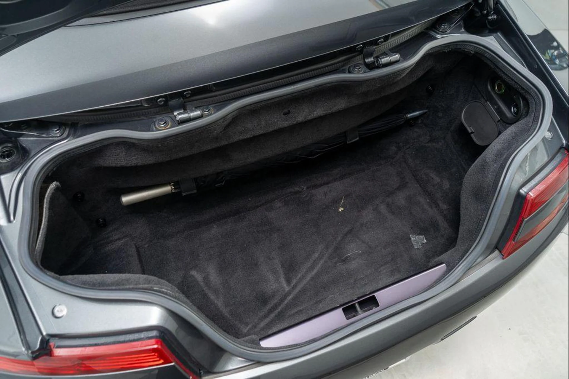 mph017_1723722524_h_R_Syfs_Yv0_X05bcu_P_Jny47wk_S3p_I_03f6e47afc