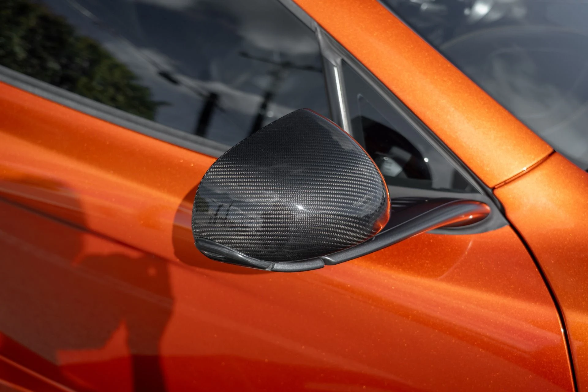 mph017_1727278749_Used_2012_Mc_Laren_MP_4_12_C_1760565617_8ed2d6747f