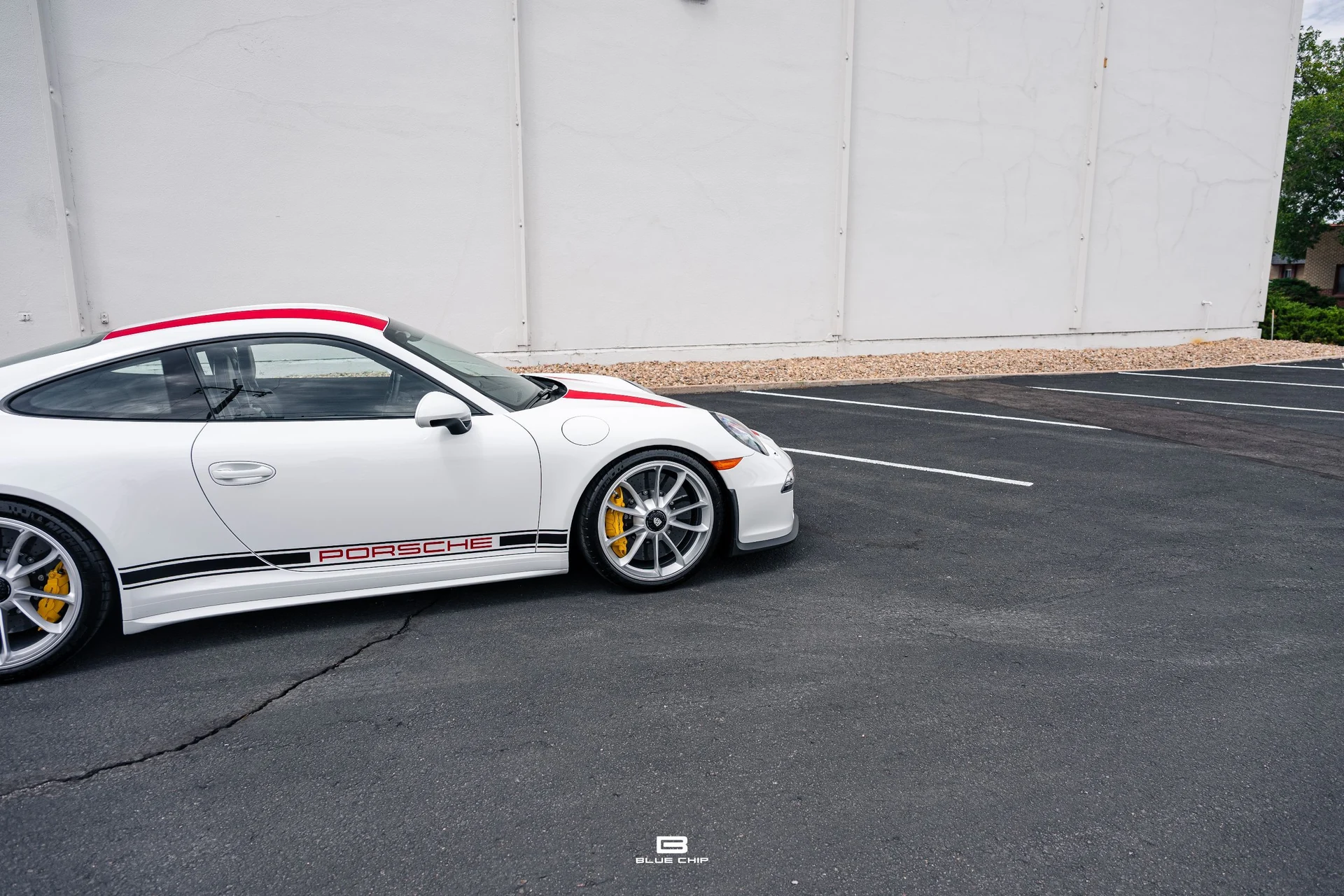 mph017_1732714018_6a691ce4ff73c93810270611_23789_202016_20_Porsche_20911_20_R_18_63201228c5
