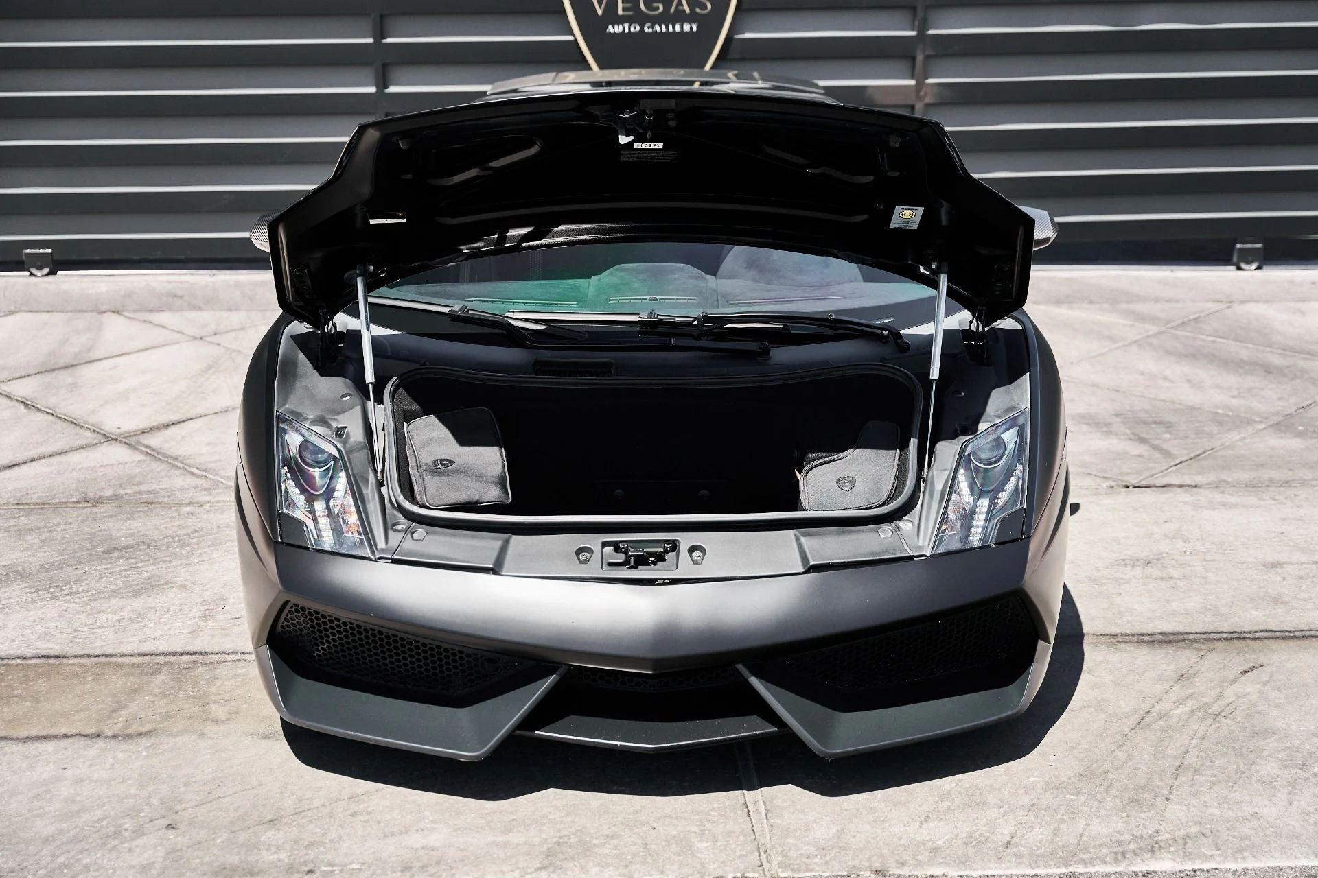 mph017_1758635154_Used_2010_Lamborghini_Gallardo_LP_560_4_1781313839_37557fe47d
