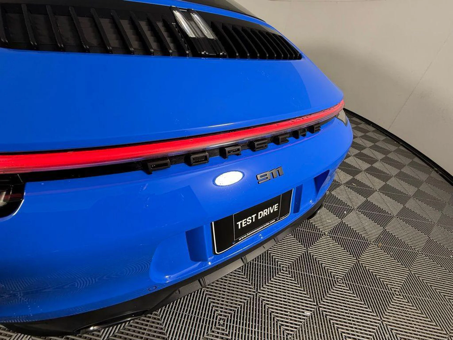 mph017_1760346498_JPCHO_9_Wza35gi_D5_H0dy_Z_Zf0t_KMA_59d496c3b8