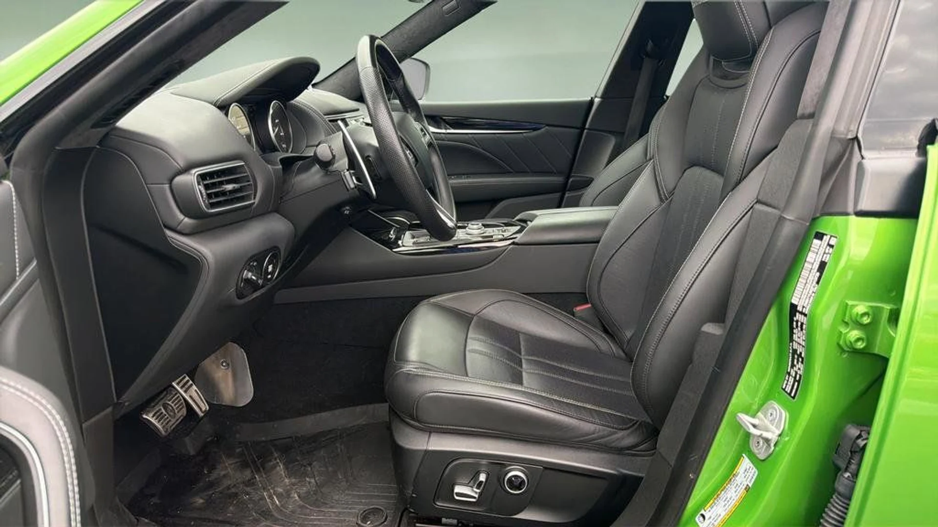 mph017_1760600351_f642e2e077ac4f37bd34e0728568d25d_e62b136d1d