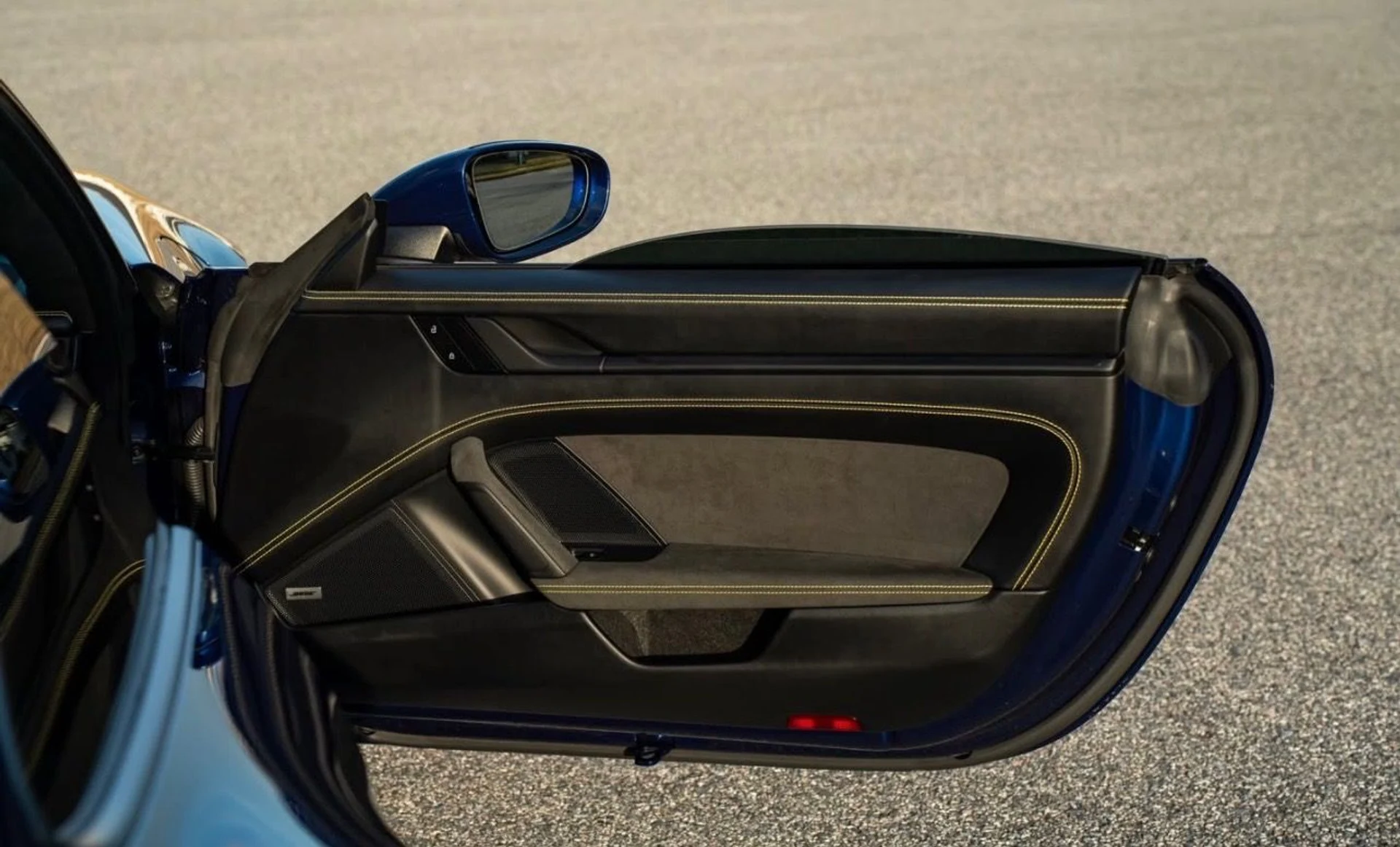 mph017_1761801127_Used_2024_Porsche_911_GT_3_1774535211_f5e2916881