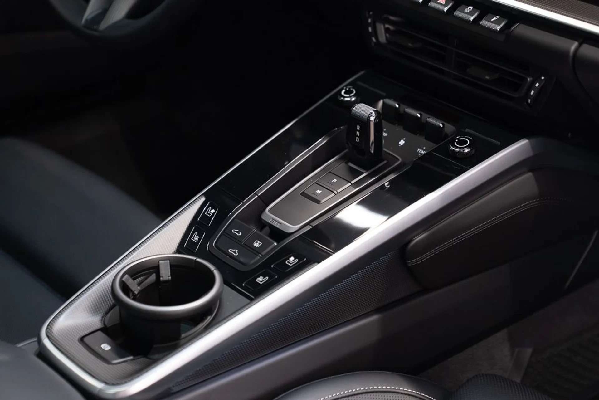 mph017_1778779892_porsche_911_2023_2a6cb6ce84