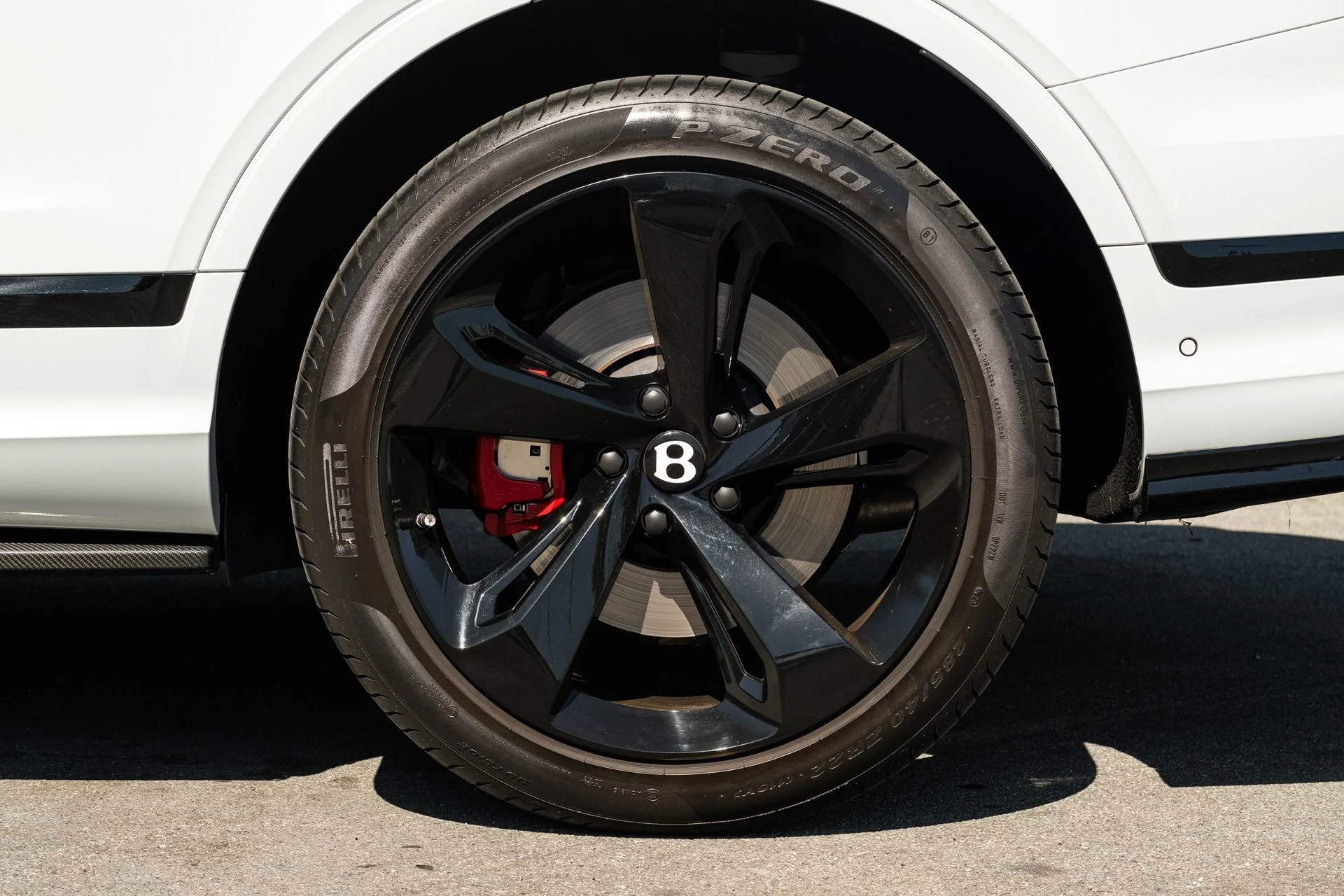 mph017_1782362323_Used_2023_Bentley_Bentayga_EWB_Azure_V8_1790986888_b6d4280c7d