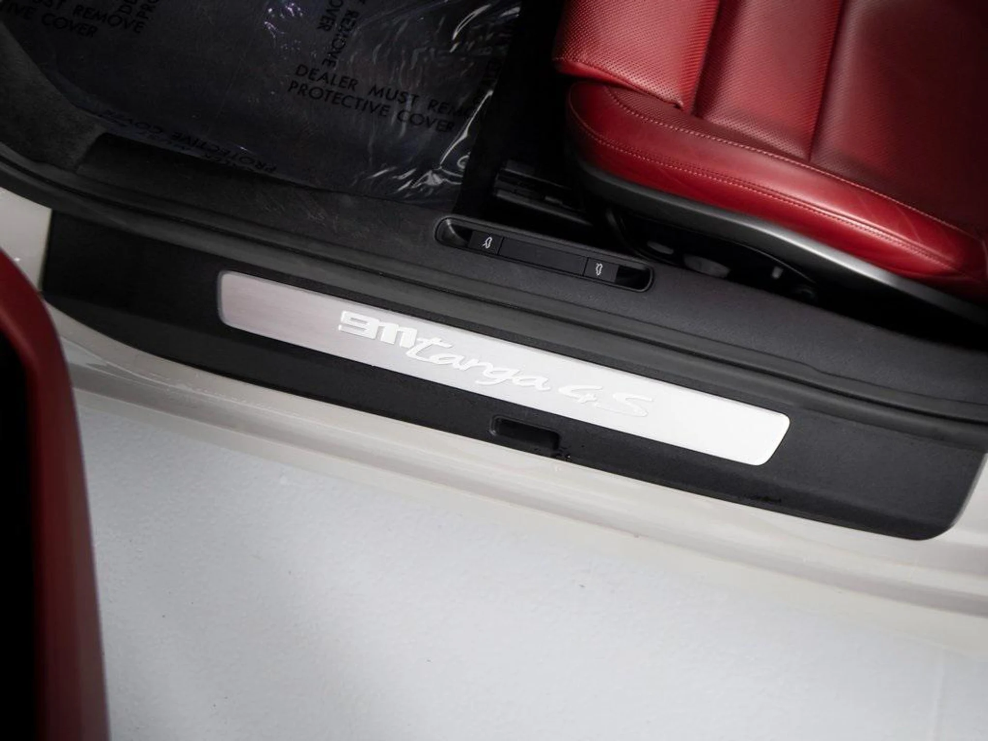 mph017_1788941458_U_Hg8_B_Bo_H_Do_IO_7_xmi_Oo_Y38_C76eg_b431a1e045