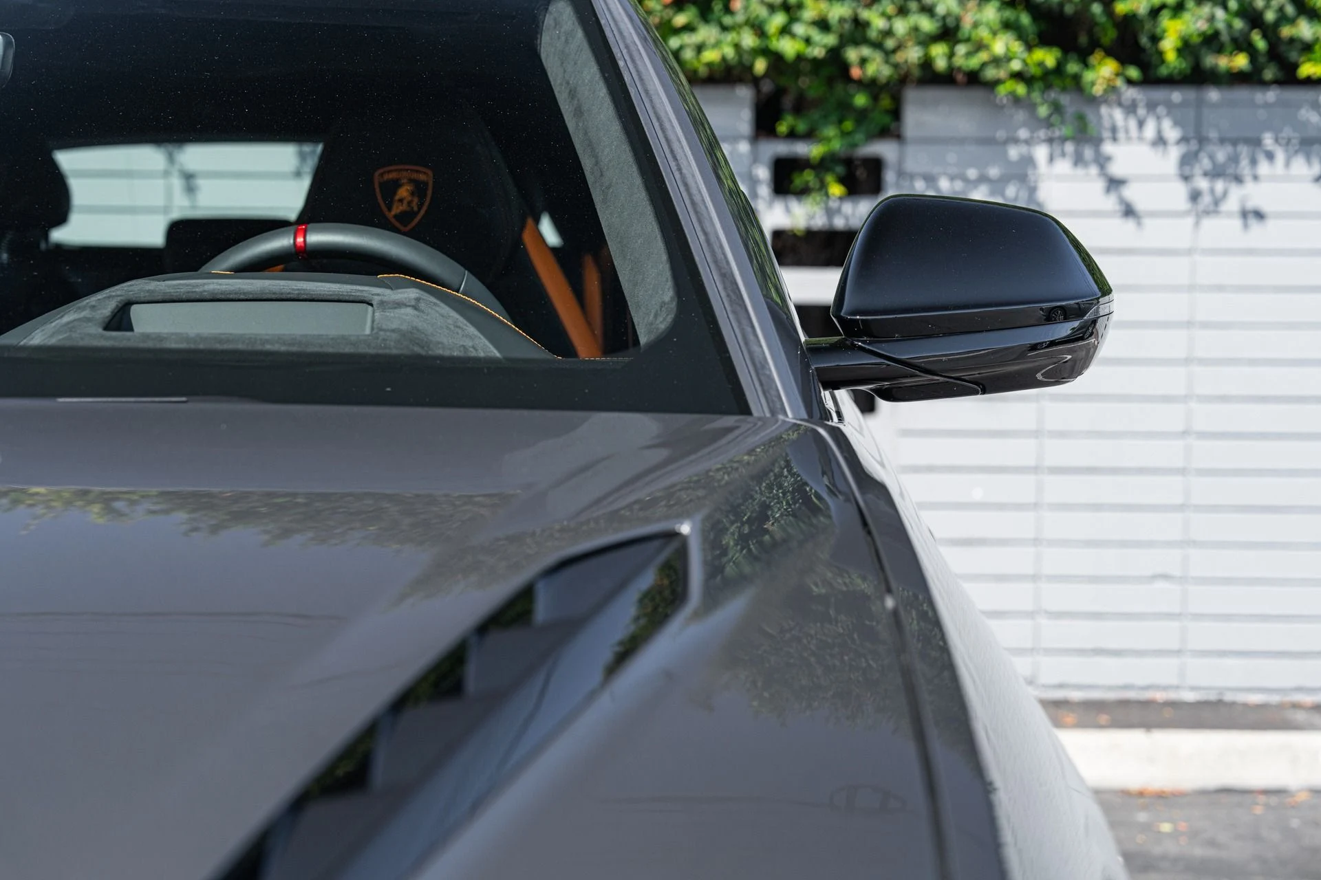mph017_1805628305_Used_2024_Lamborghini_Urus_S_1755026172_88a9802542