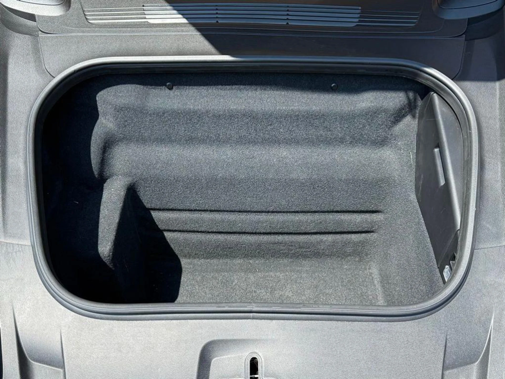 mph017_1811059619_lvq_Tugc_H_0b7k_Vr0nf_N_Petol_Tw_I_4d709c266e