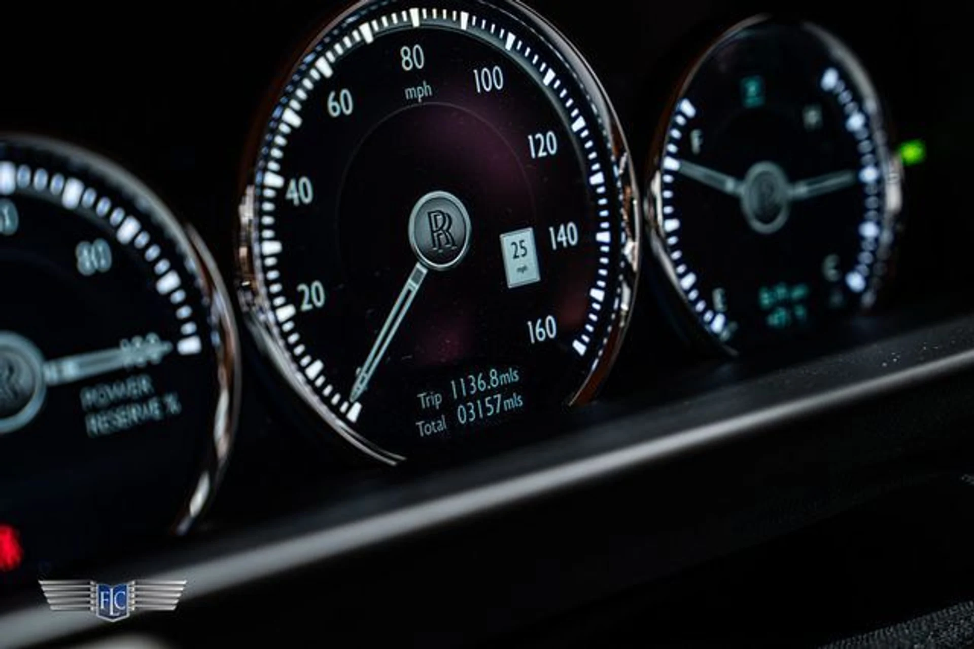 mph017_1820085095_used_2023_rolls_royce_cullinan_sportutility_9689_23087189_22_640_3607975f3c