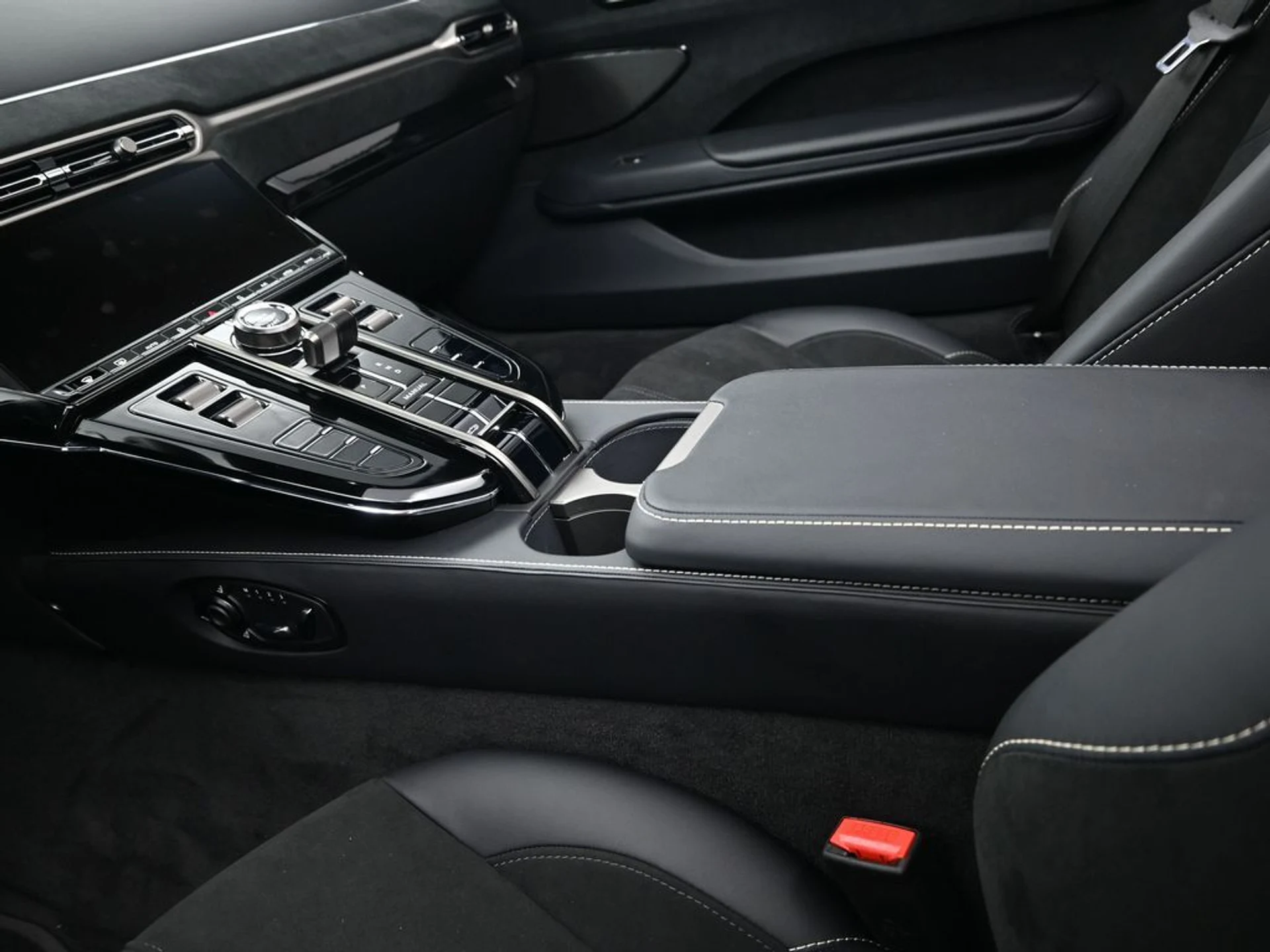 mph017_1828721362_782e7d3c2ae37adb8d6c6fa6fd28942ax_68c7192bd1