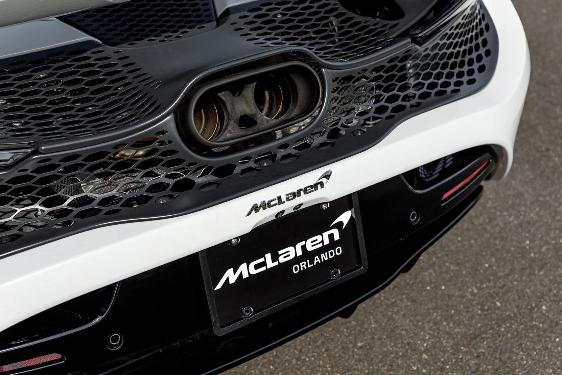 mph017_1829254232_Used_2024_Mc_Laren_750_S_Spider_a4b73b1ccf